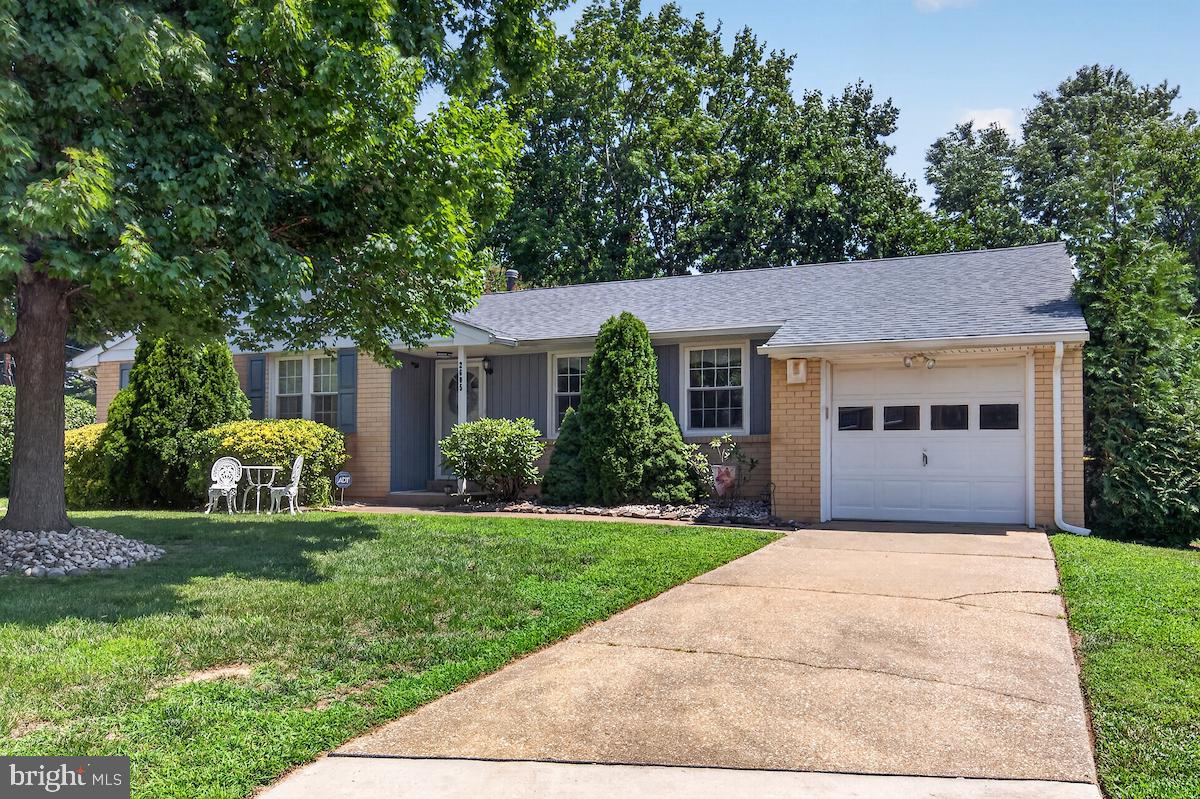2605 BELAIRE DRIVE