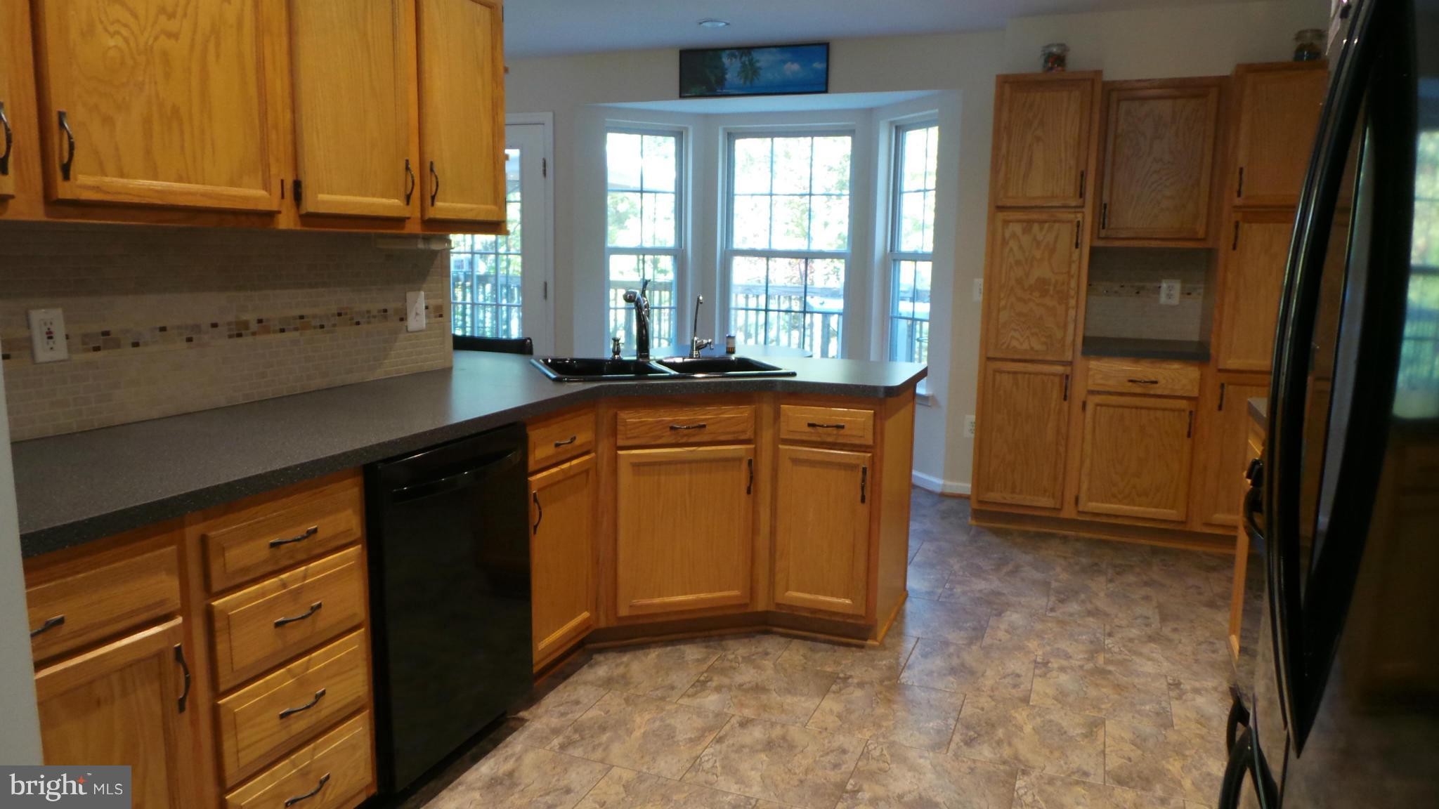 LAKE WILDERNESS - Residential