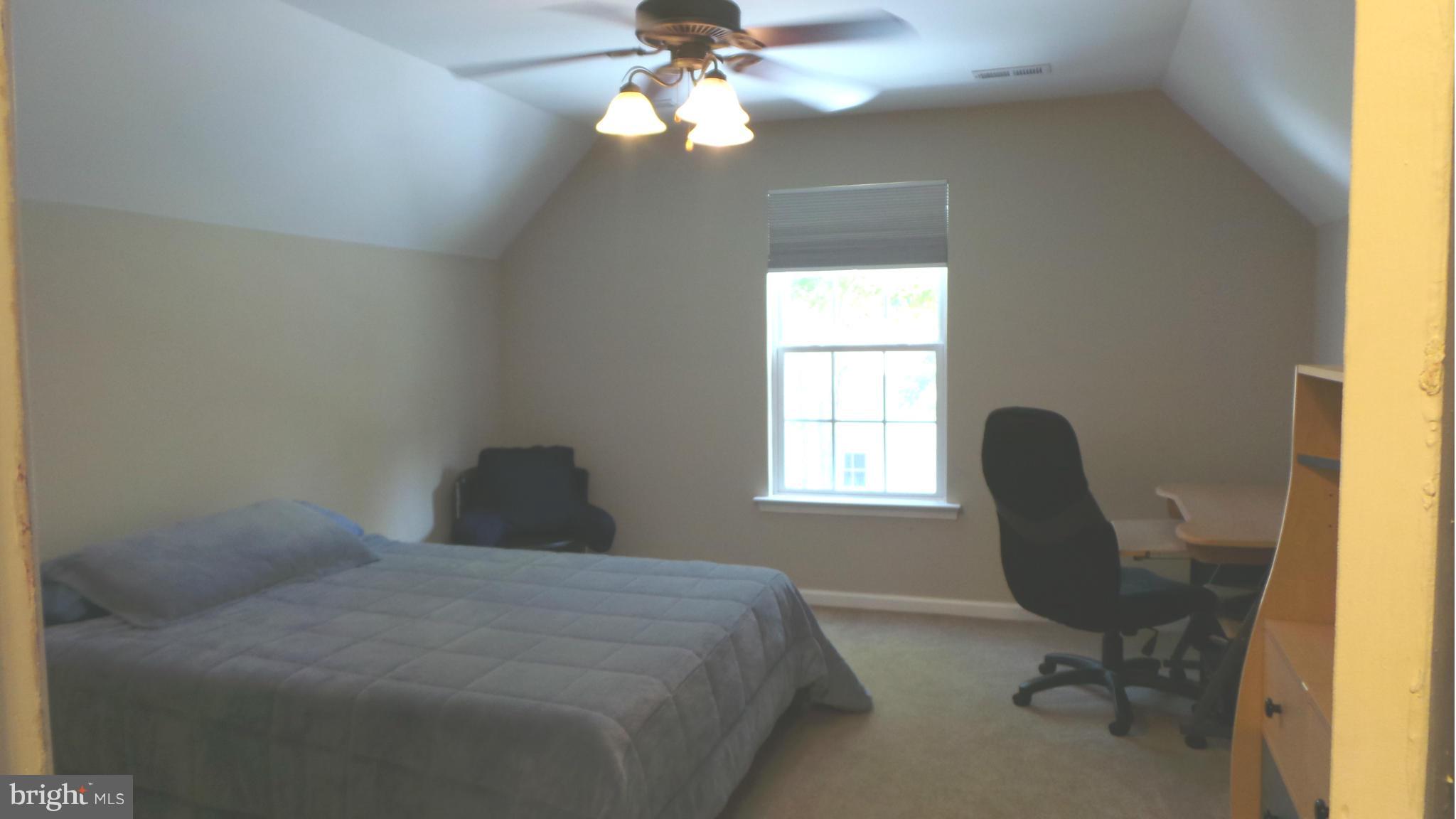 LAKE WILDERNESS - Residential