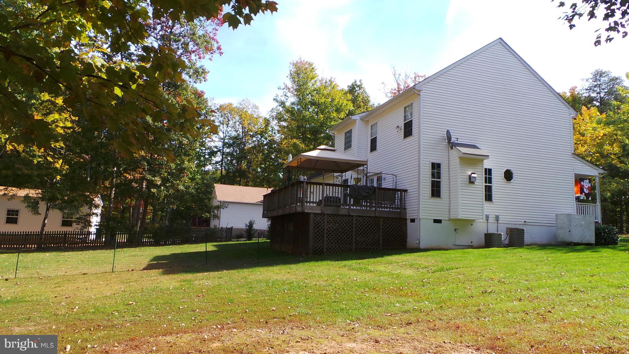 LAKE WILDERNESS - Residential