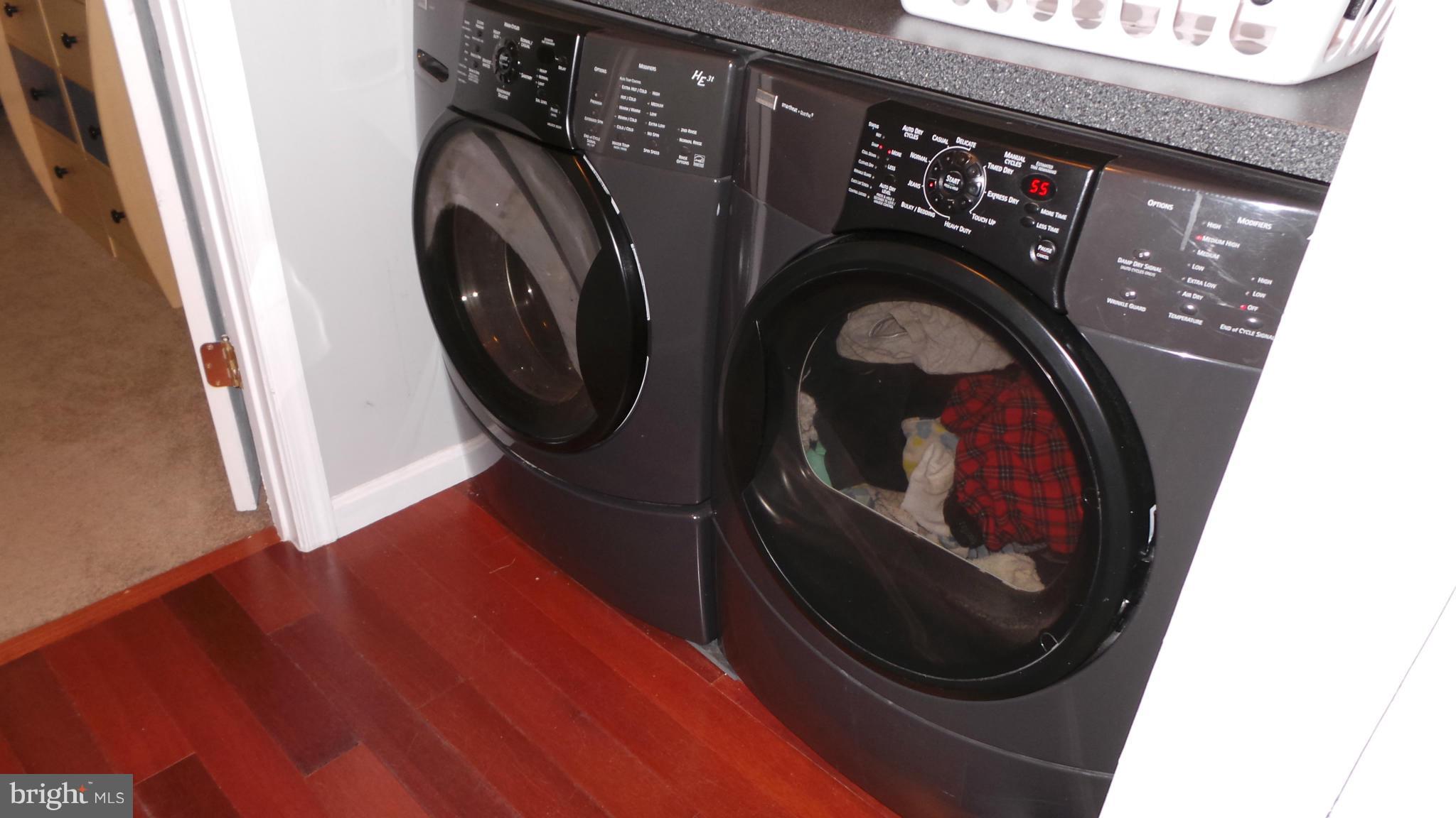 LAKE WILDERNESS - Residential