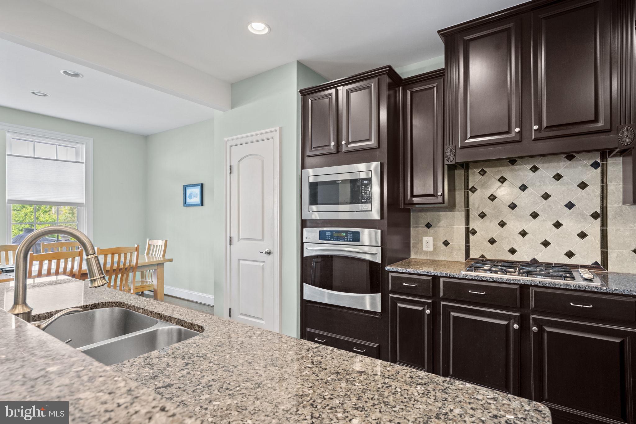 AVONLEA - Residential