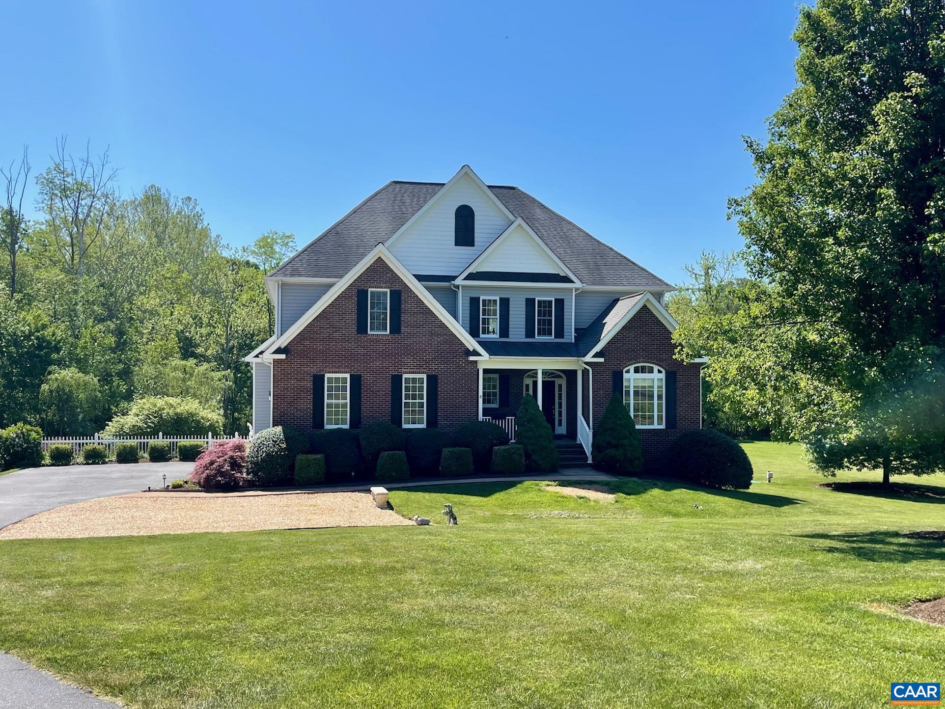 WILLOW CREEK - Residential