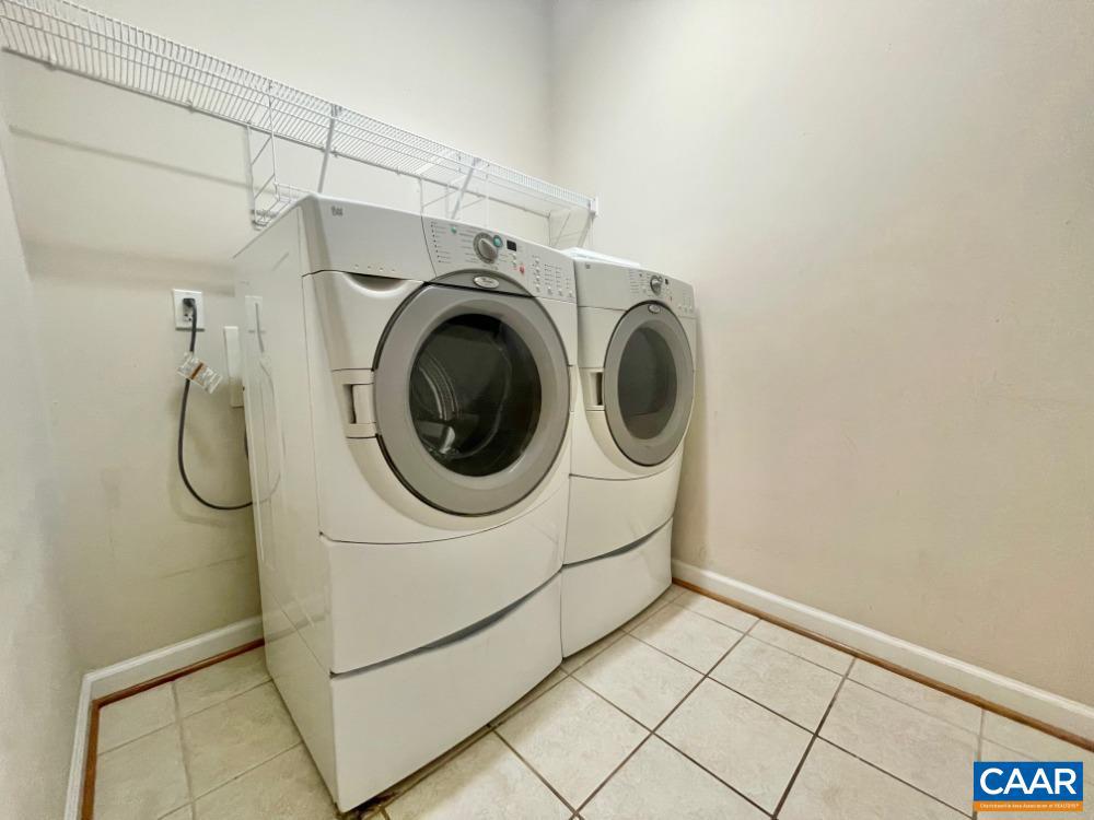 WILLOW CREEK - Residential