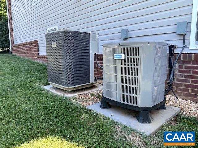 WILLOW CREEK - Residential