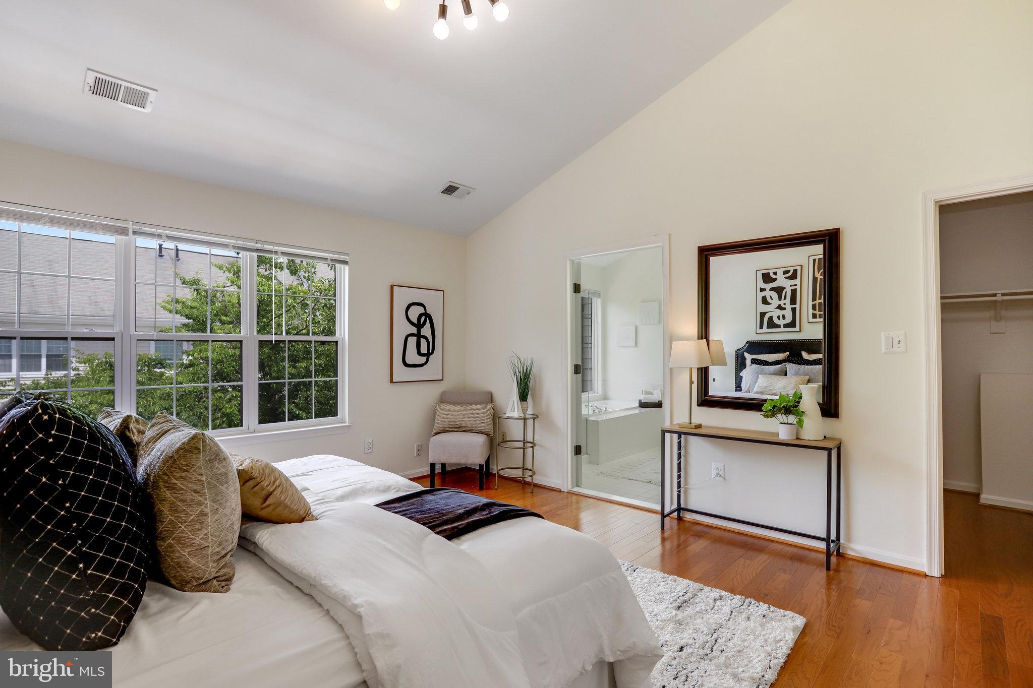 WEST MARKET - Residential