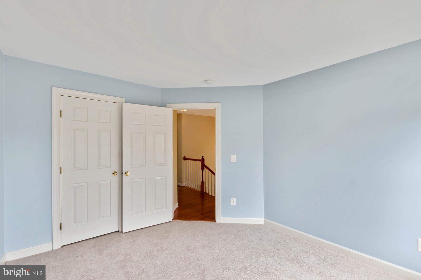 LAUREL CREST - Residential