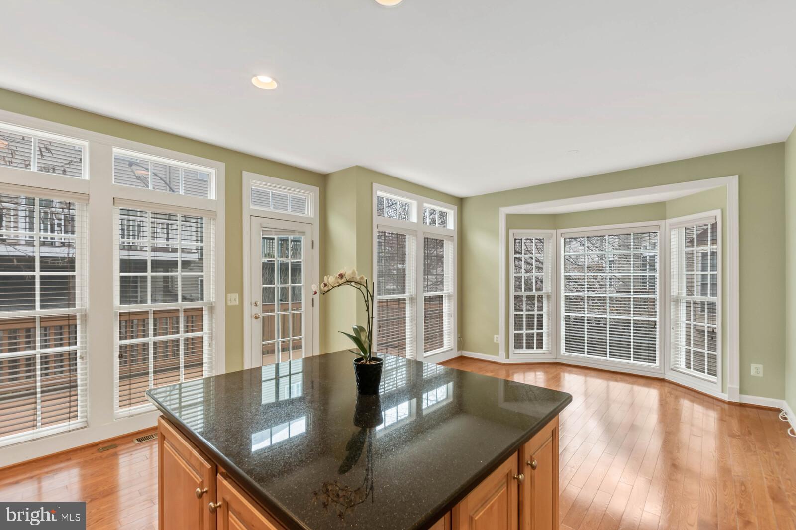 LAUREL CREST - Residential