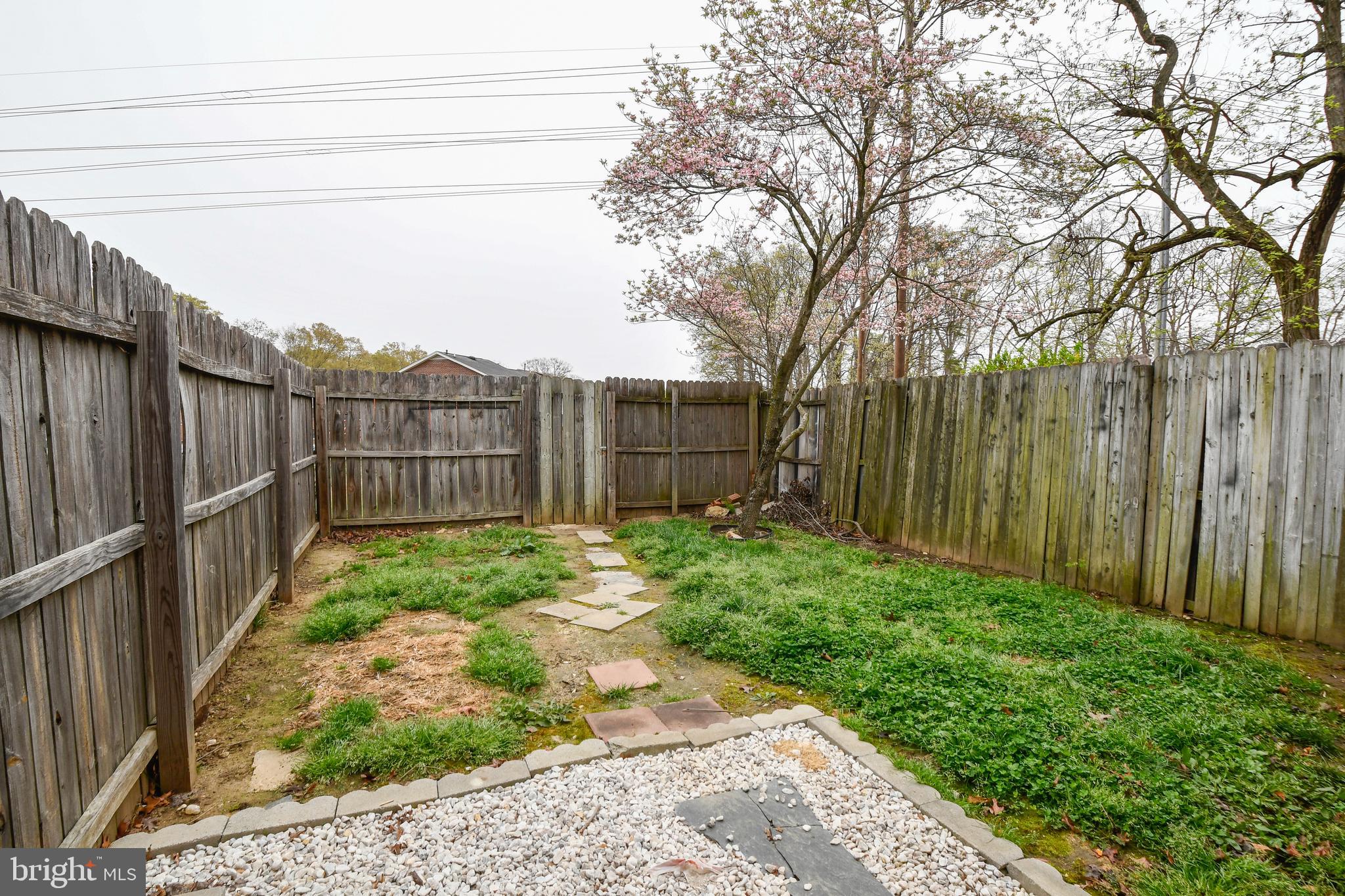 OLDE GREENWICH - Residential