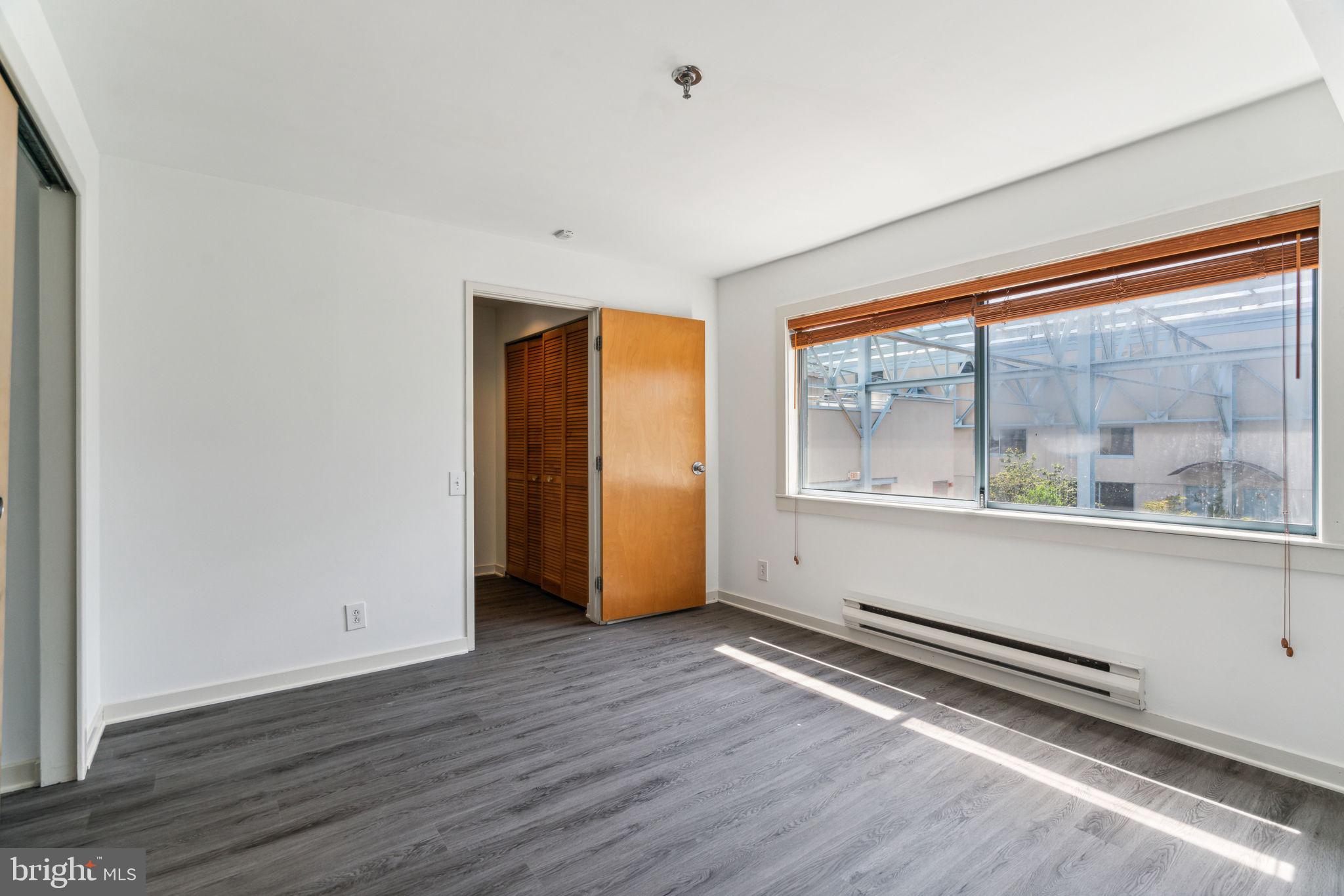 PENN'S LANDING - Residential