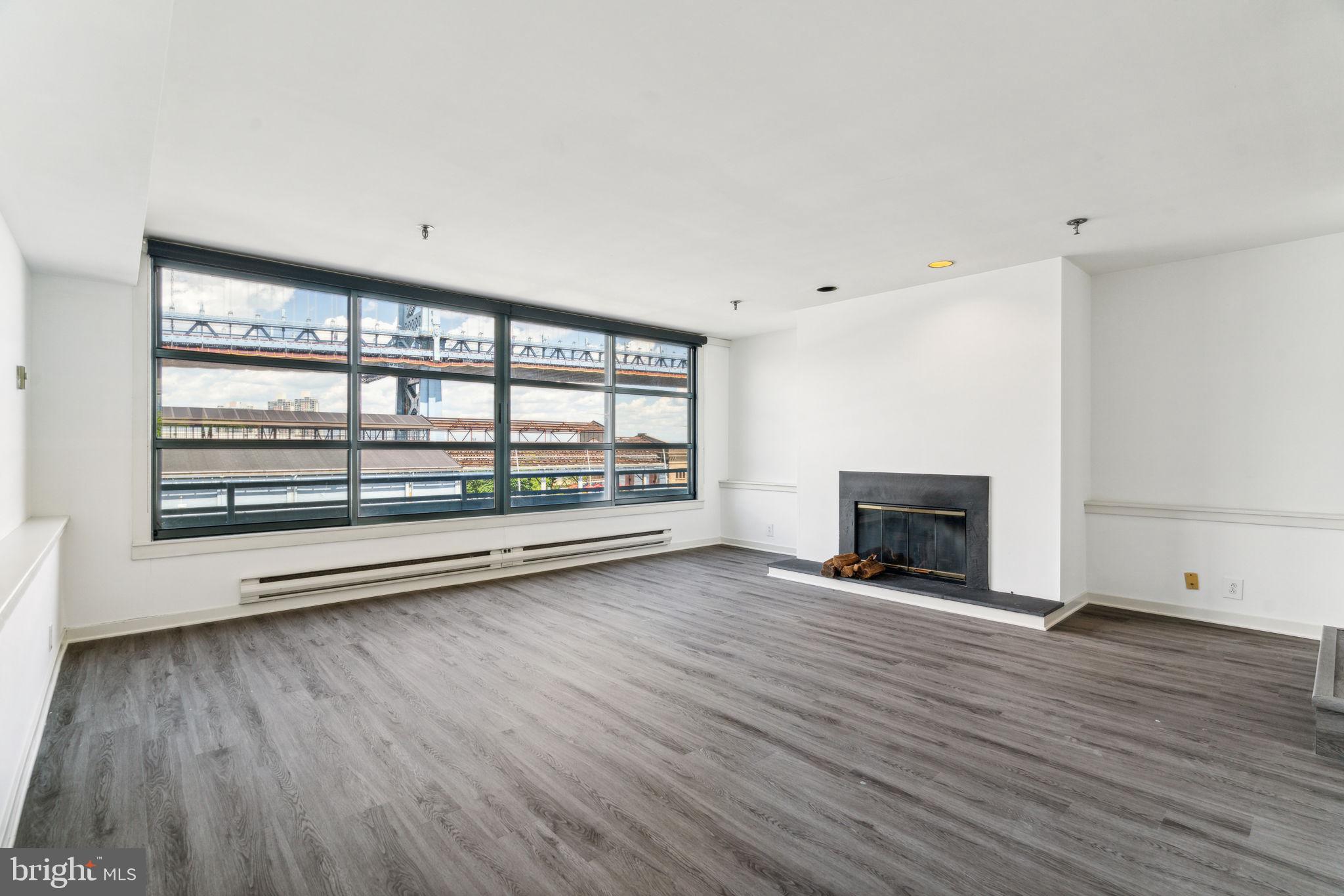 PENN'S LANDING - Residential