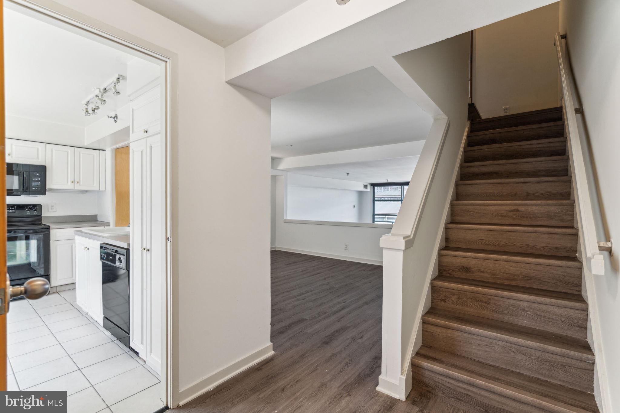 PENN'S LANDING - Residential