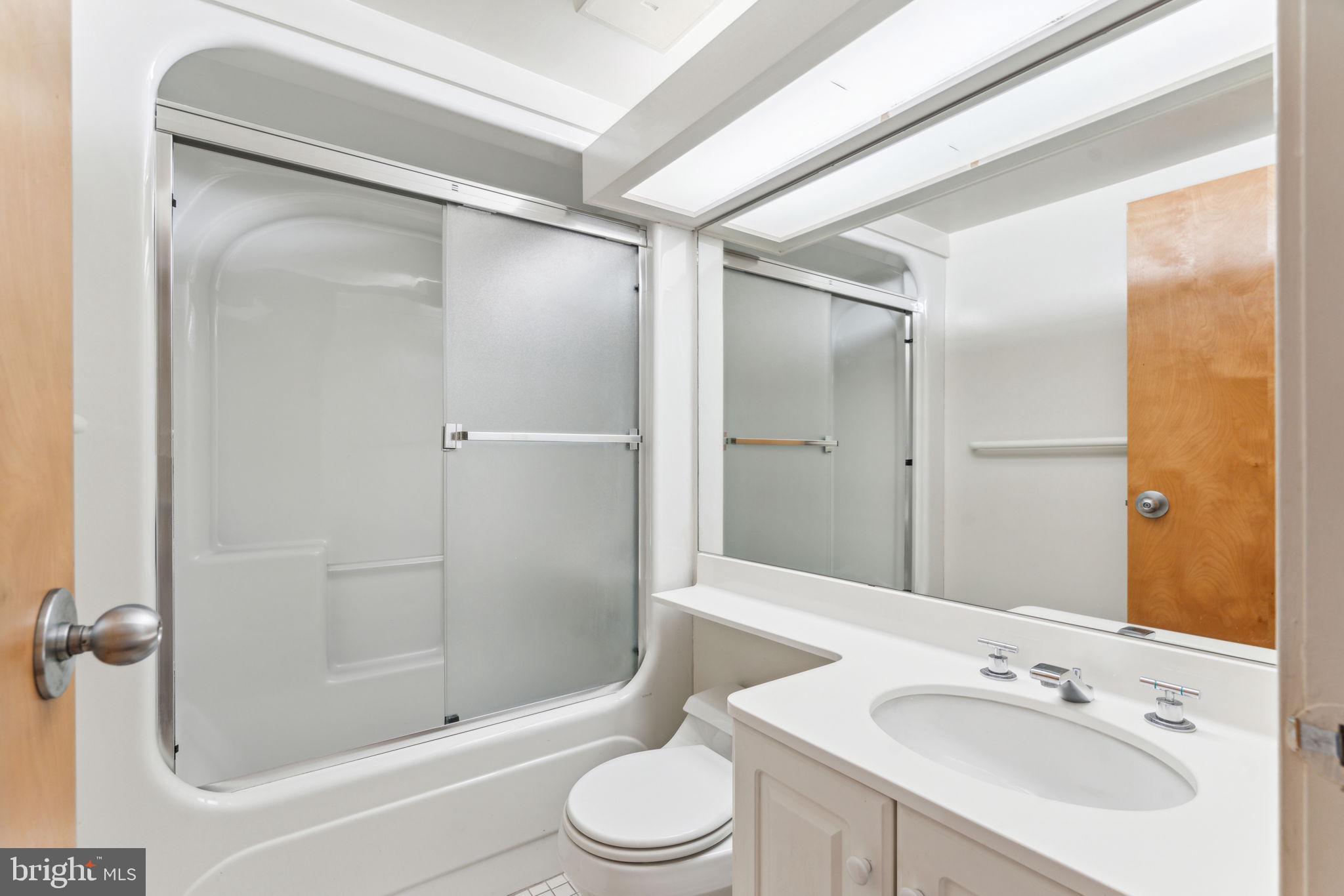 PENN'S LANDING - Residential