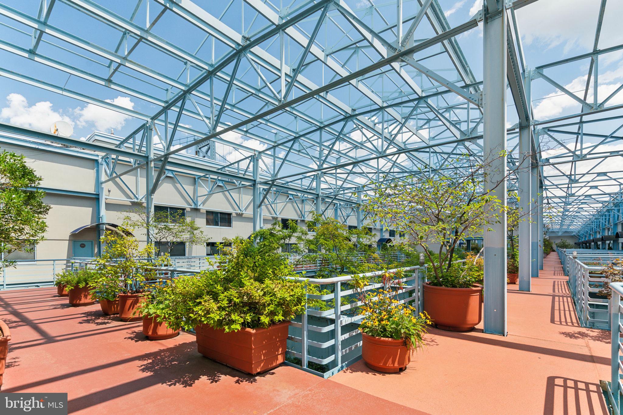 PENN'S LANDING - Residential