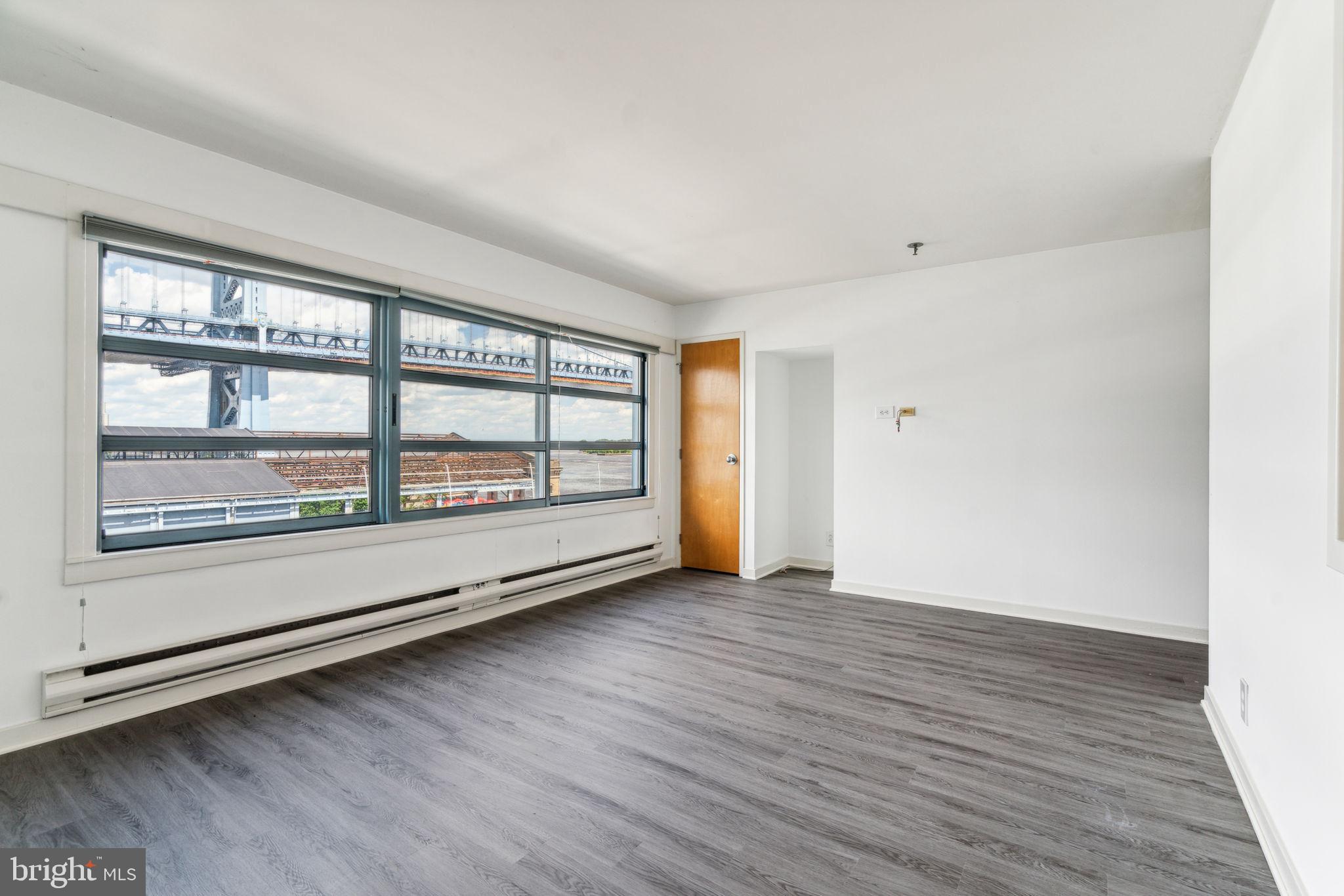 PENN'S LANDING - Residential