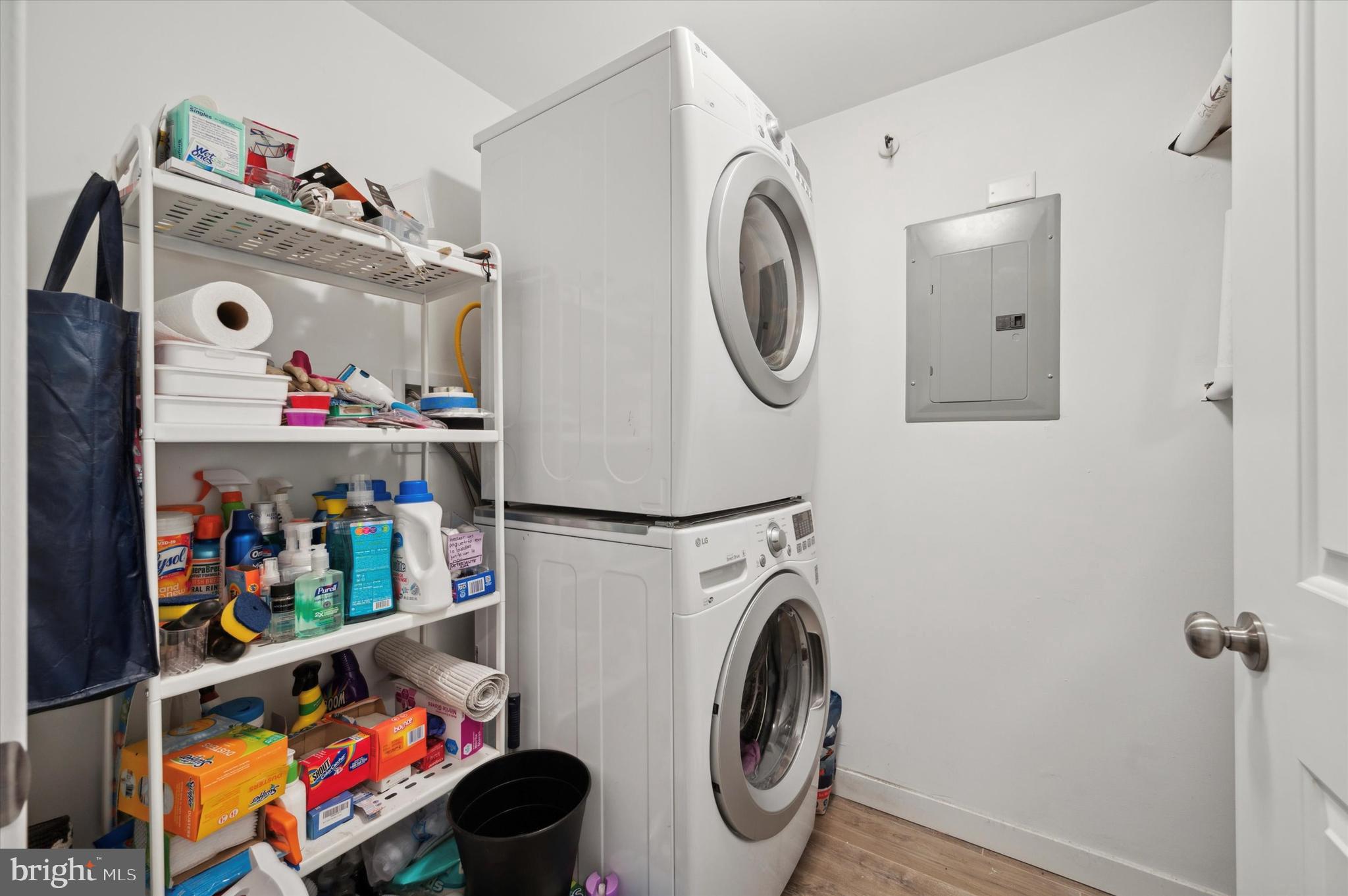 FAIRMOUNT - Residential