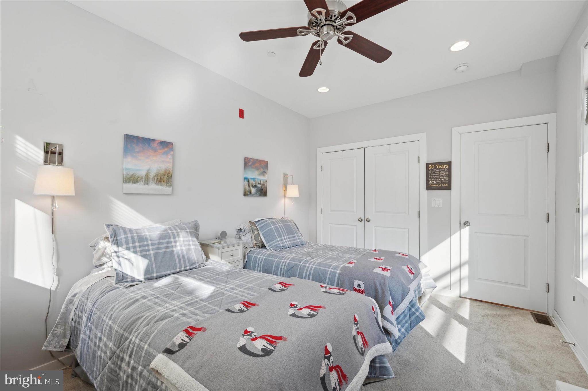 FAIRMOUNT - Residential