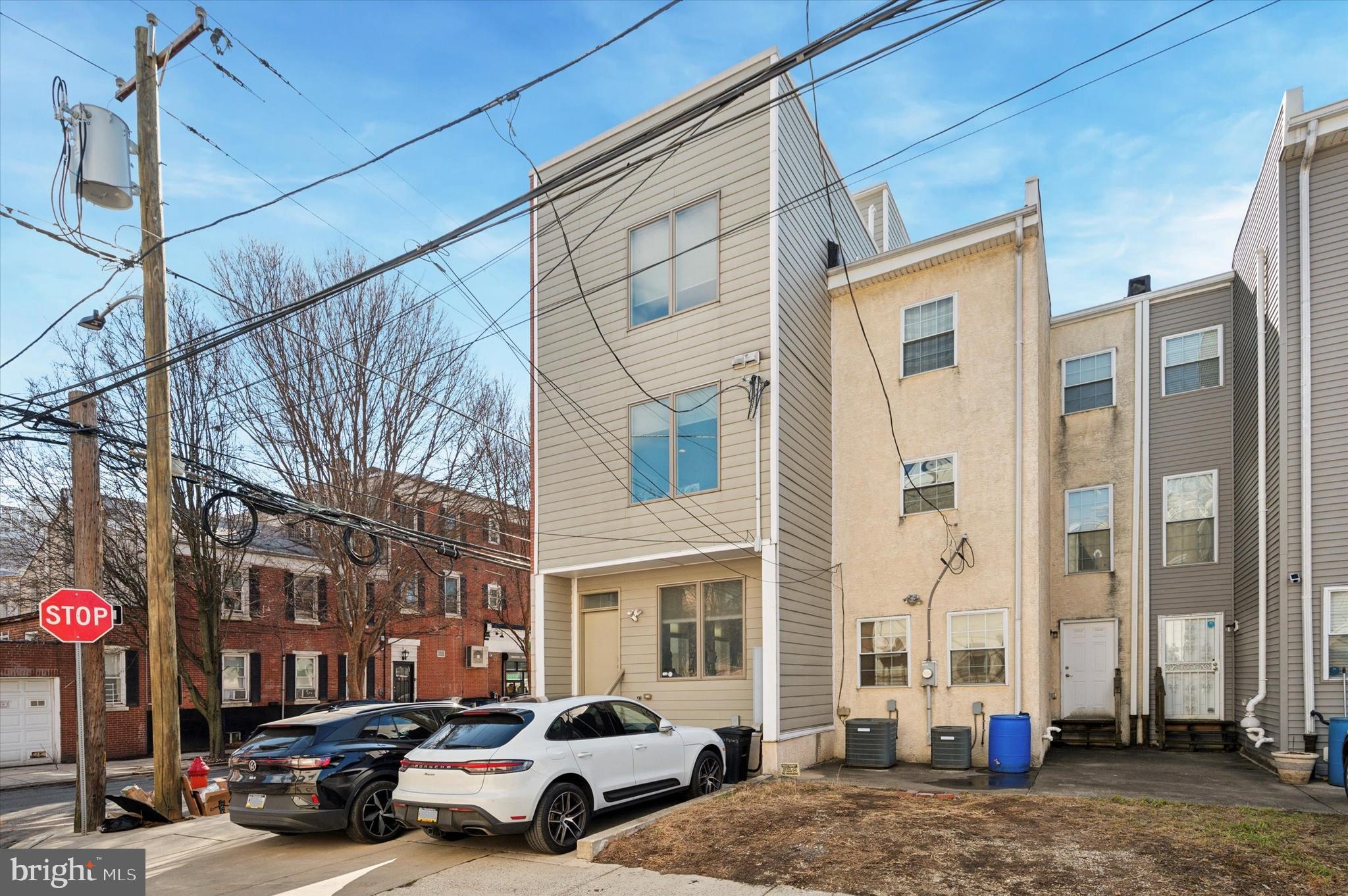 FAIRMOUNT - Residential