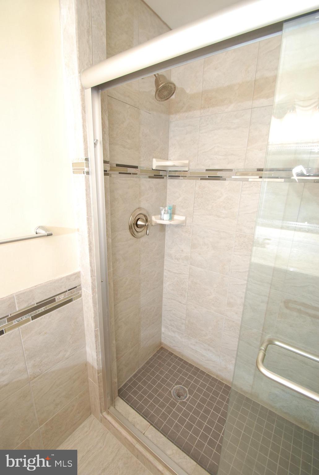 KINGS CONTRIVANCE - Residential Lease