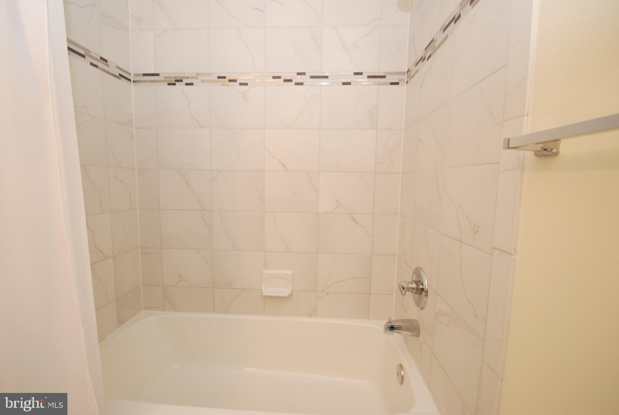 KINGS CONTRIVANCE - Residential Lease