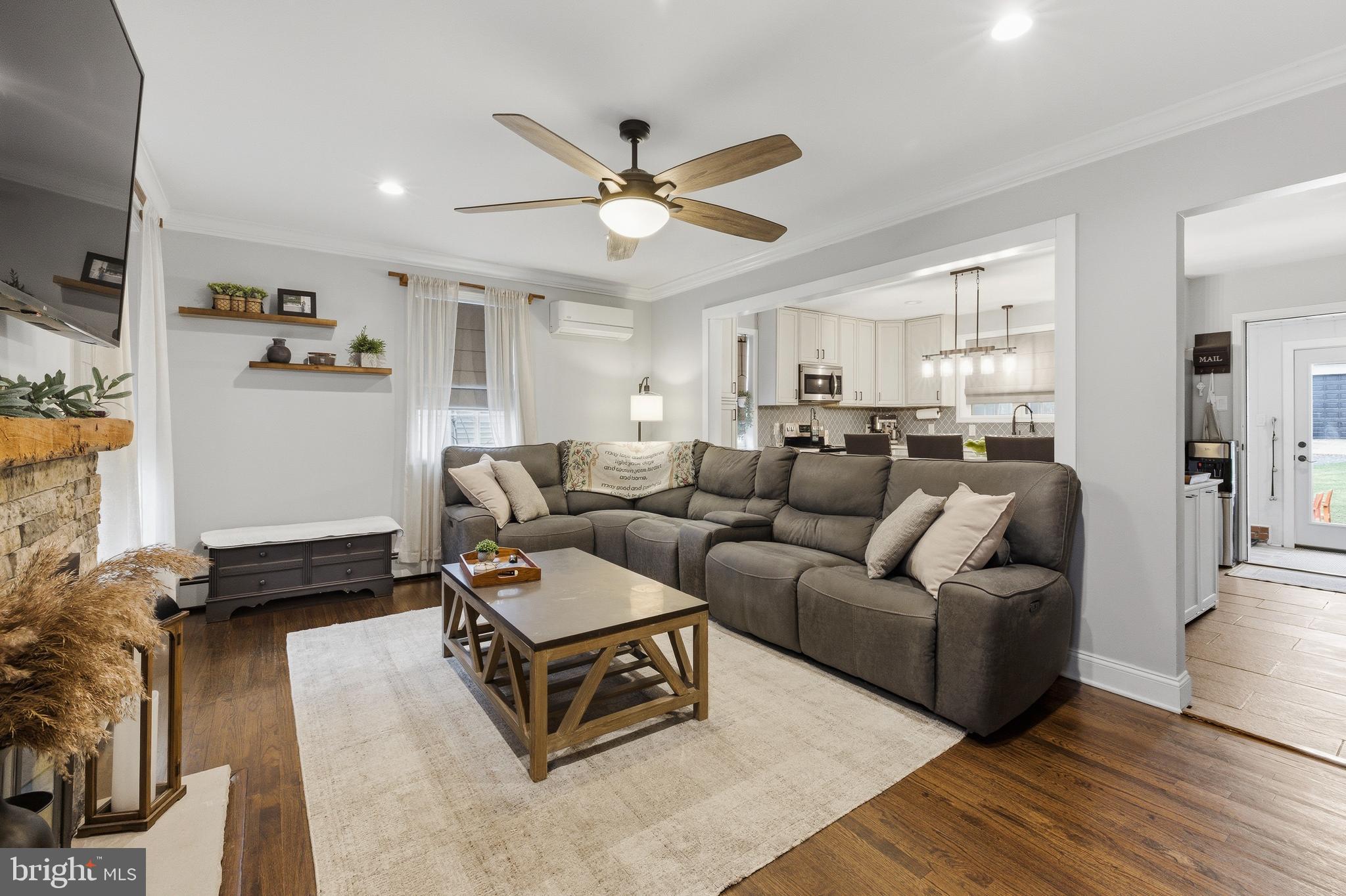 76 PANCOAST BOULEVARD