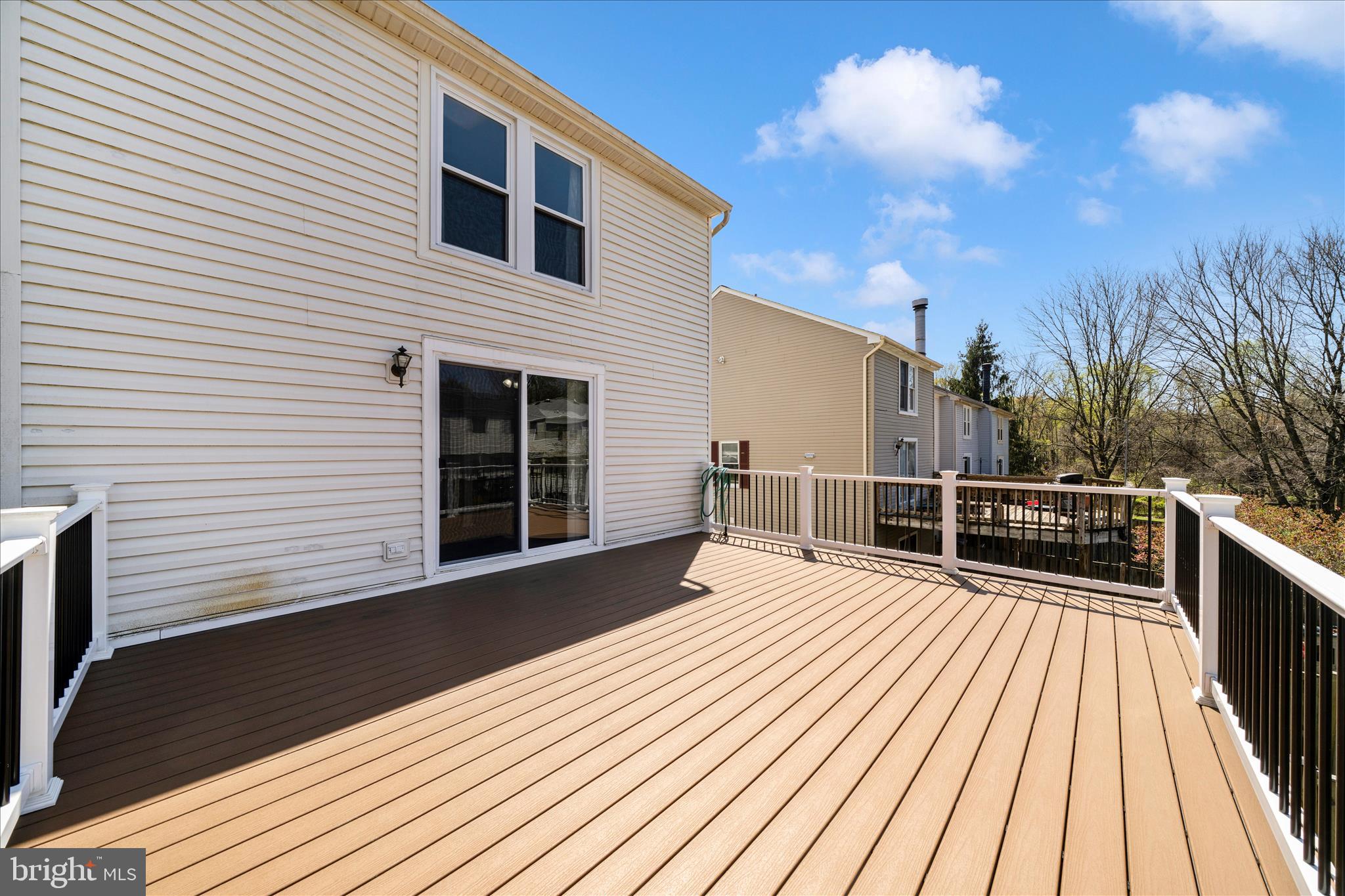 LEISHEAR VILLAGE - Residential