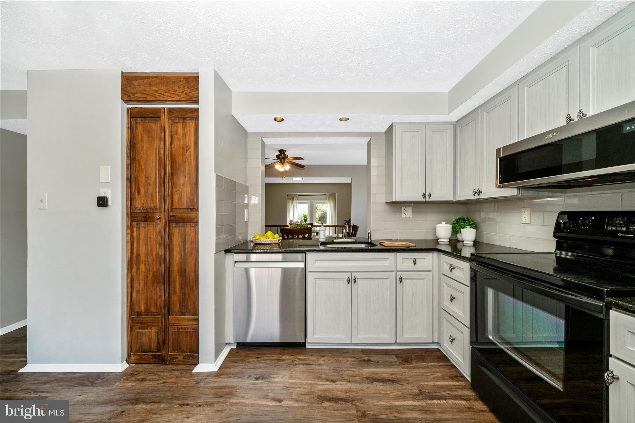 LEISHEAR VILLAGE - Residential