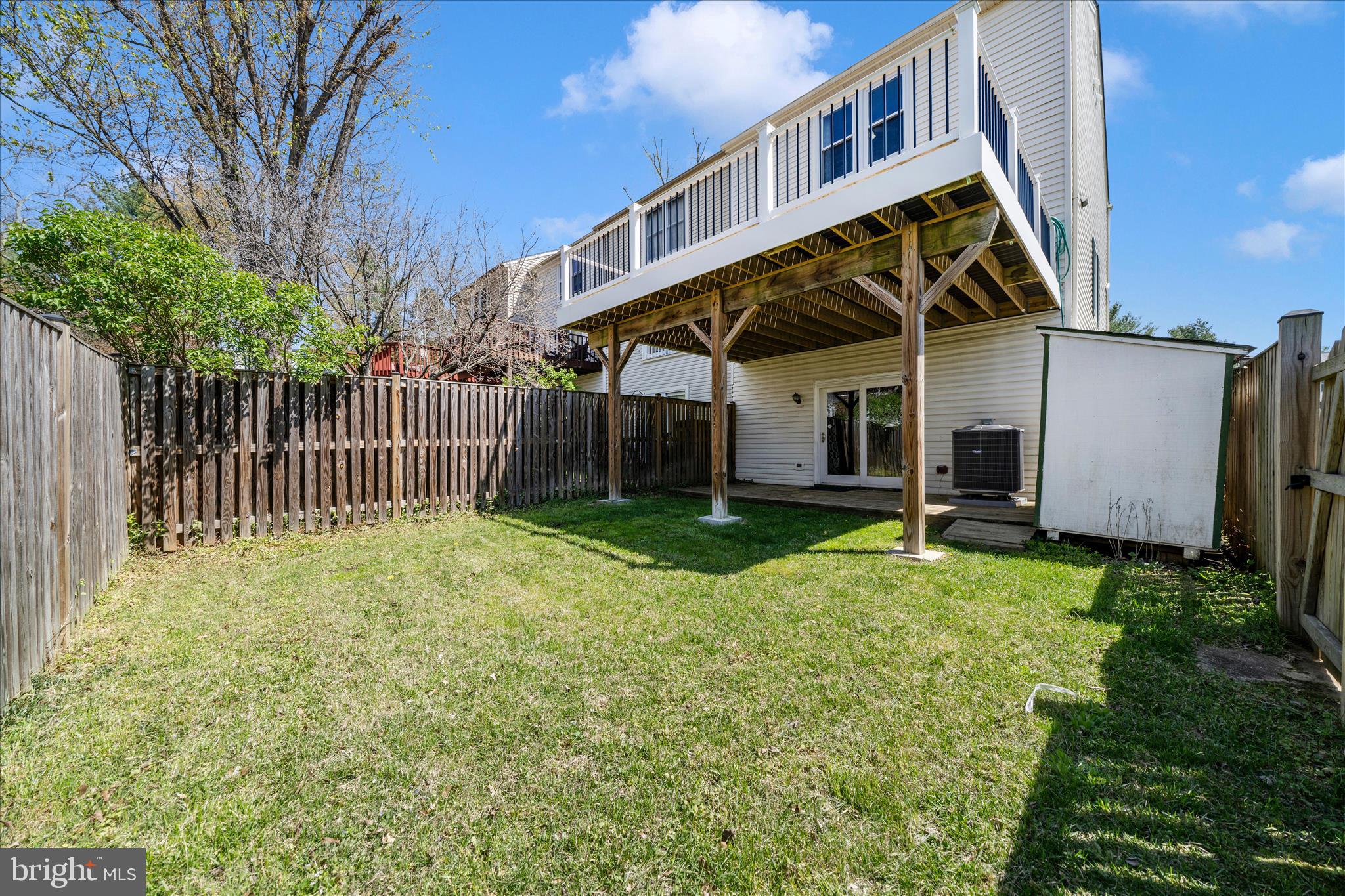 LEISHEAR VILLAGE - Residential