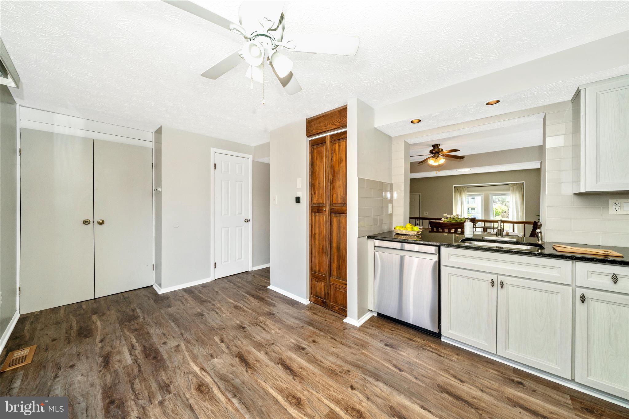 LEISHEAR VILLAGE - Residential