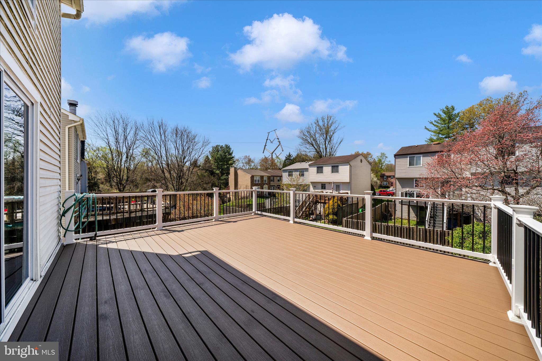 LEISHEAR VILLAGE - Residential