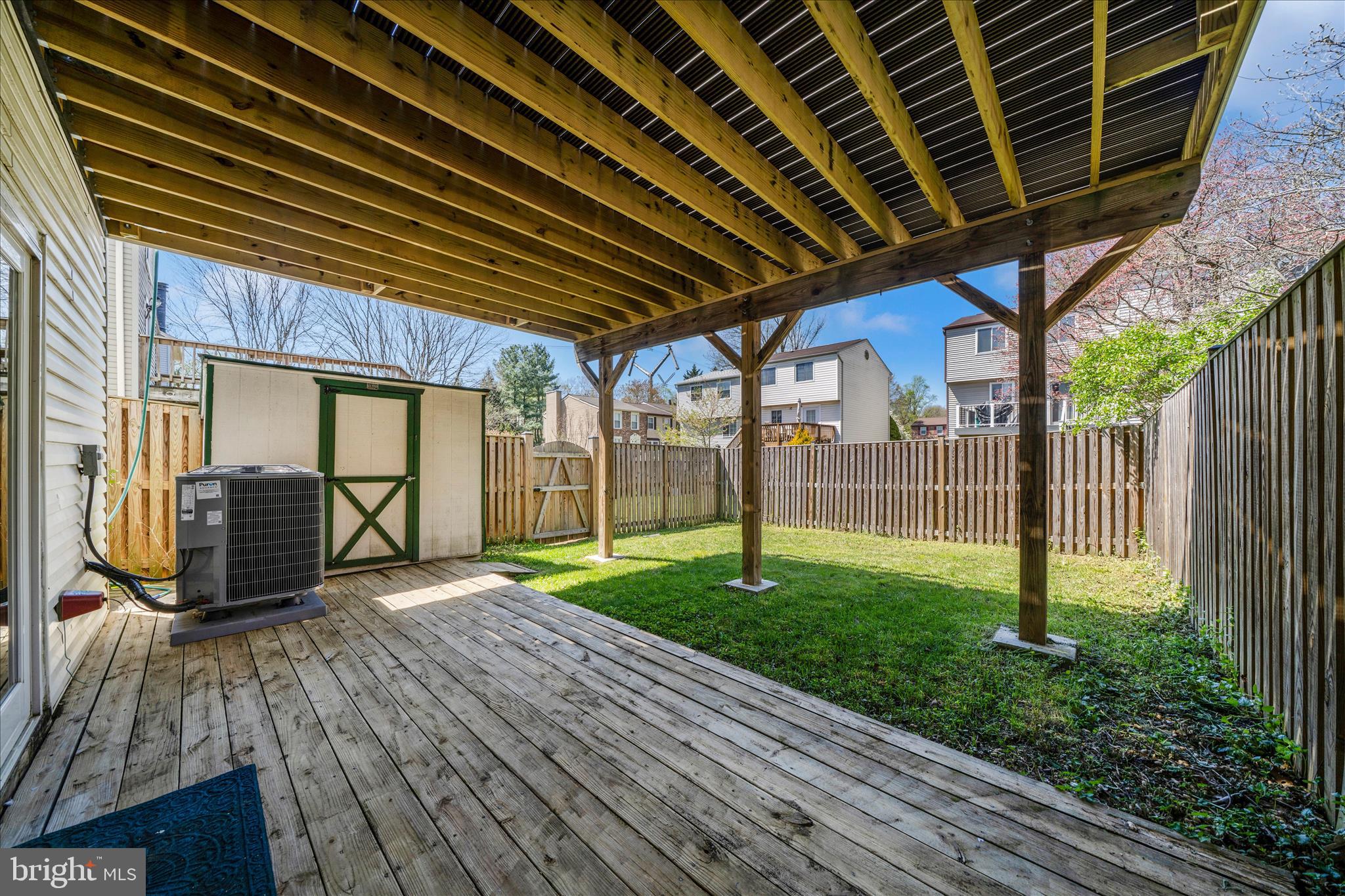 LEISHEAR VILLAGE - Residential