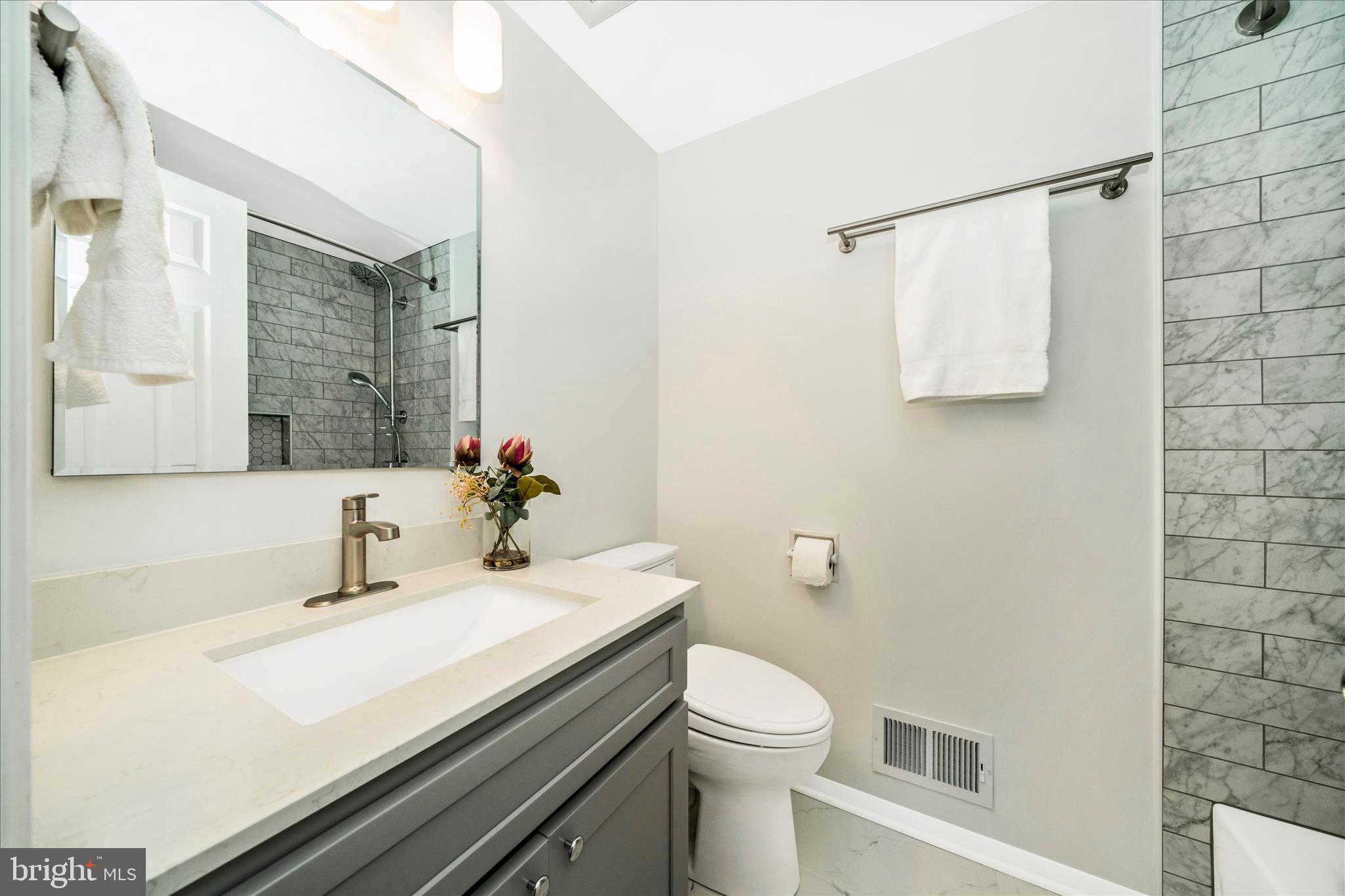 LEISHEAR VILLAGE - Residential