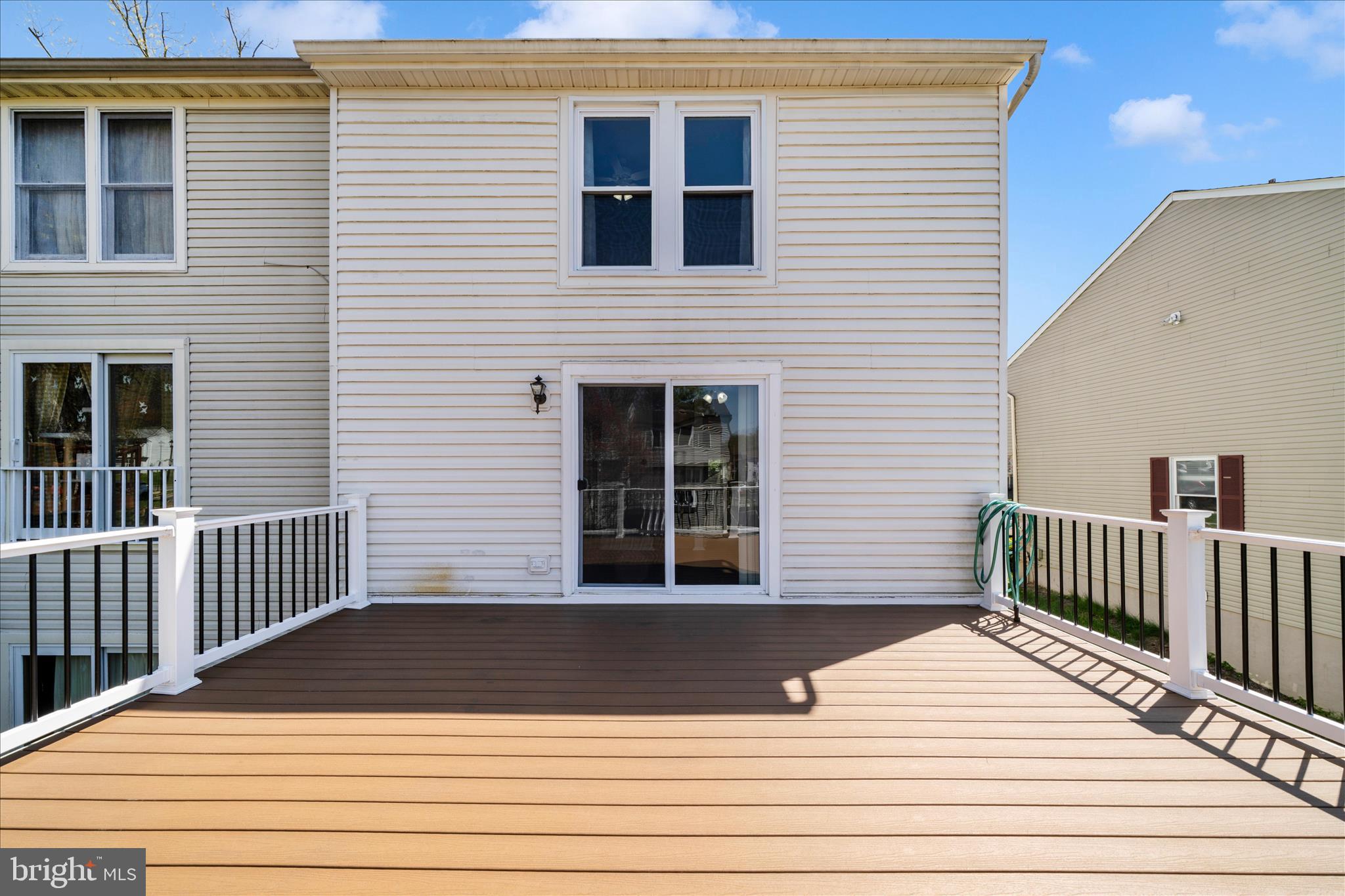 LEISHEAR VILLAGE - Residential