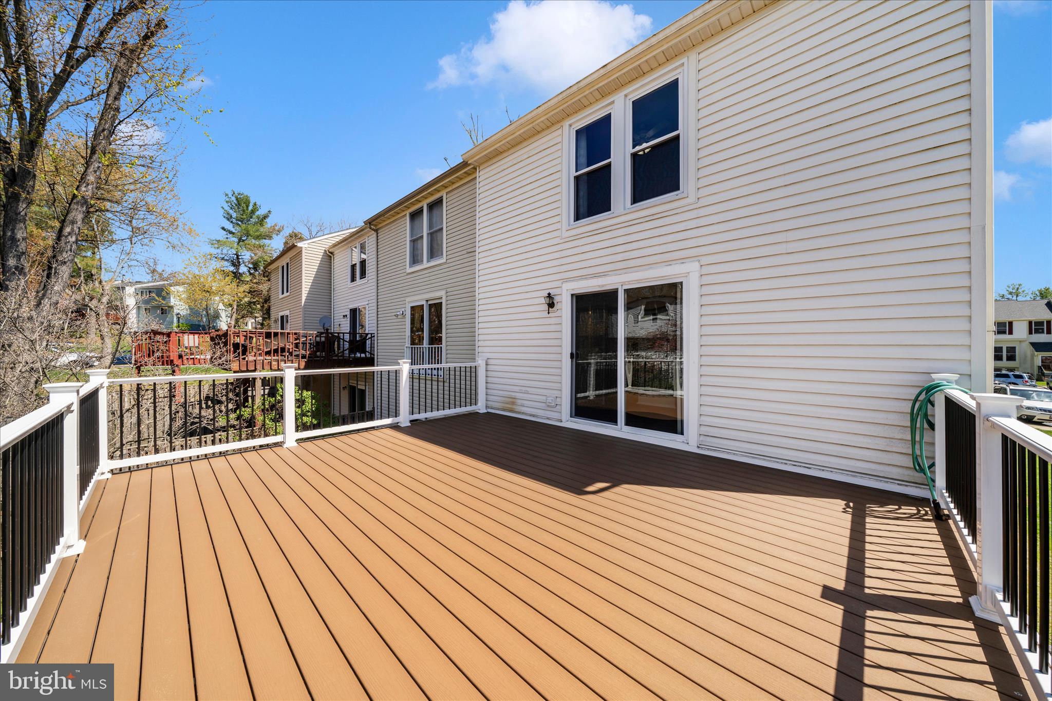 LEISHEAR VILLAGE - Residential