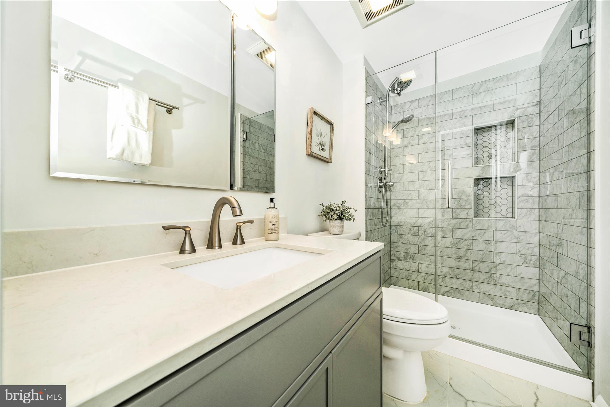 LEISHEAR VILLAGE - Residential