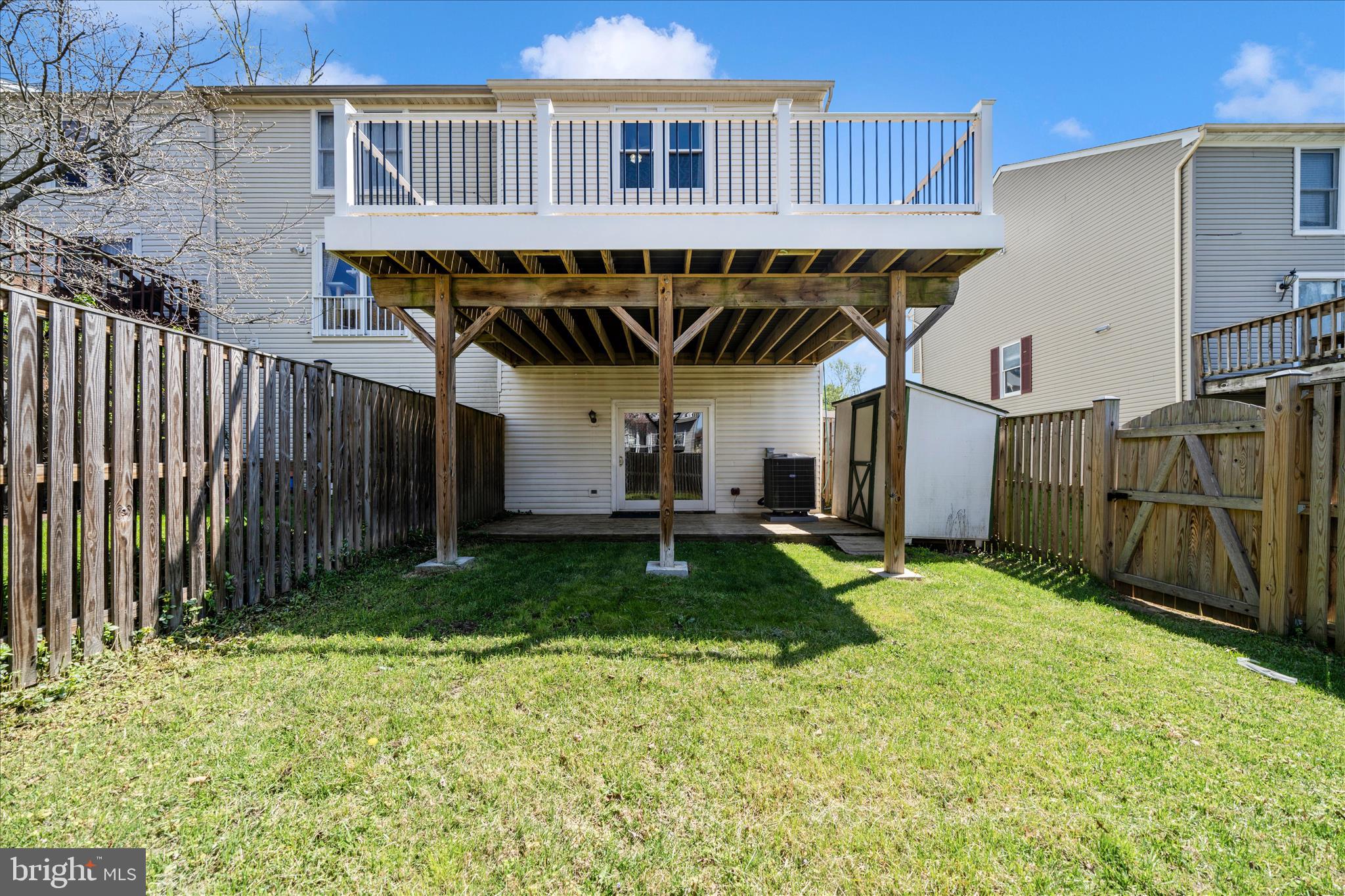 LEISHEAR VILLAGE - Residential