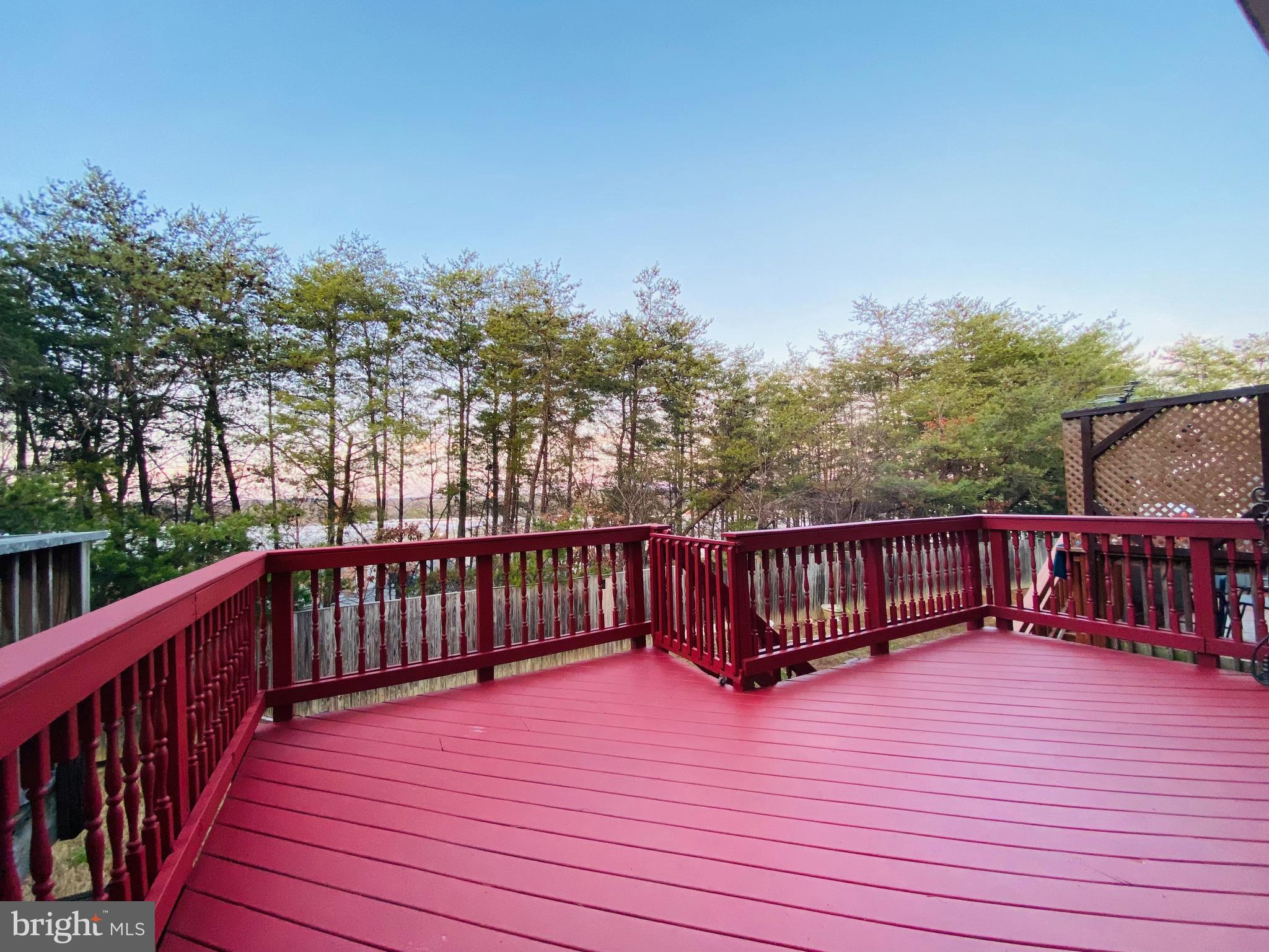 WORTHINGTON WOODS - Residential Lease