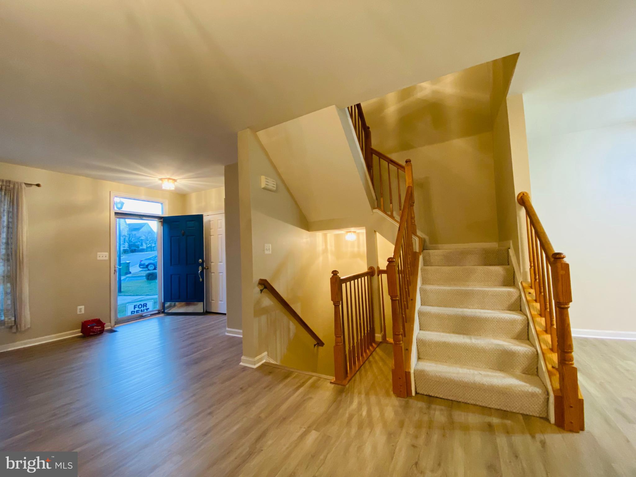 WORTHINGTON WOODS - Residential Lease