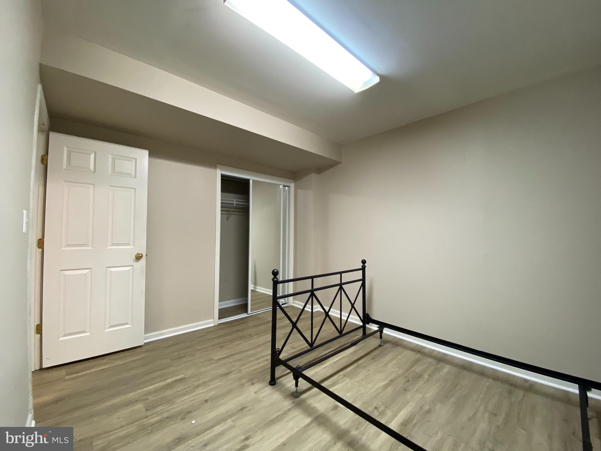 WORTHINGTON WOODS - Residential Lease