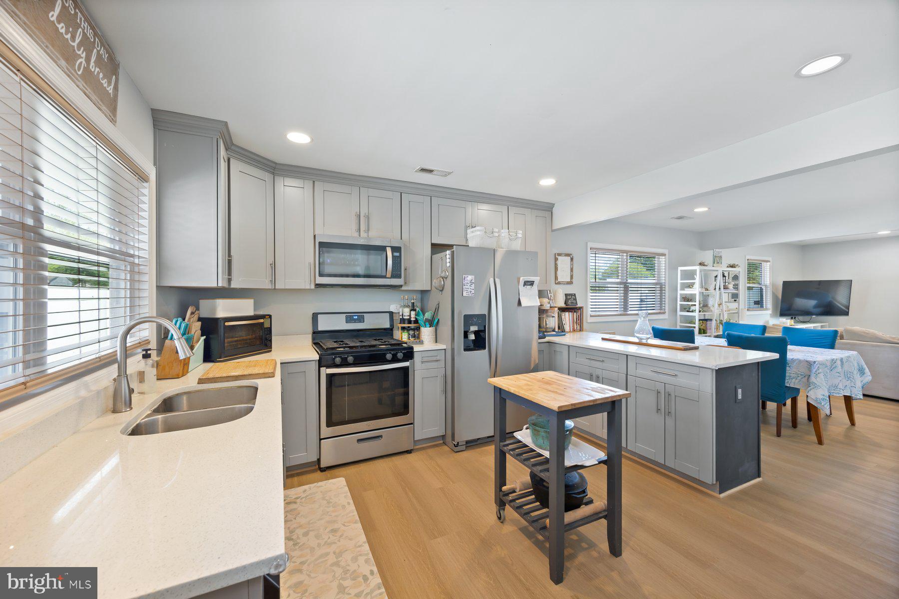 GLEN GARDENS - Residential