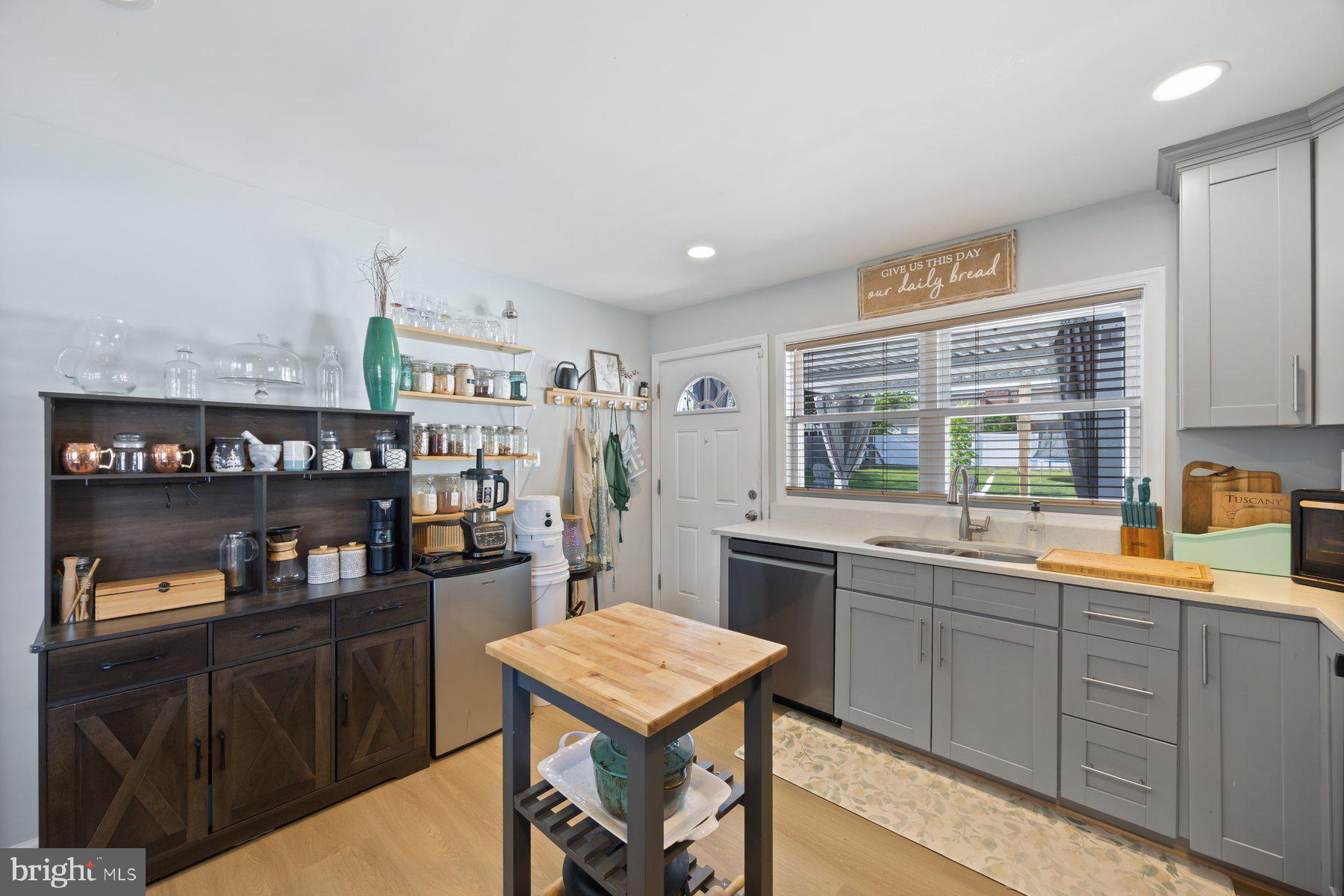 GLEN GARDENS - Residential