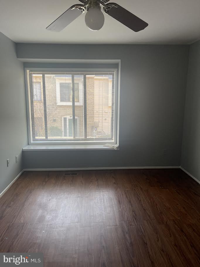 ESSEX PLACE - Residential