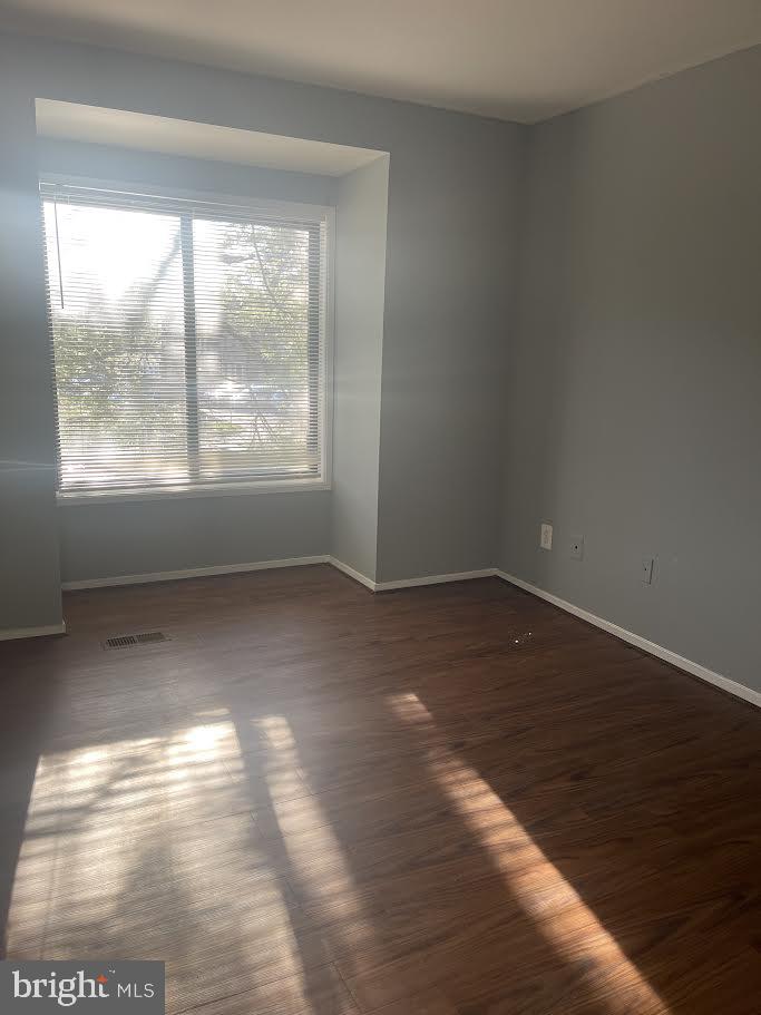 ESSEX PLACE - Residential