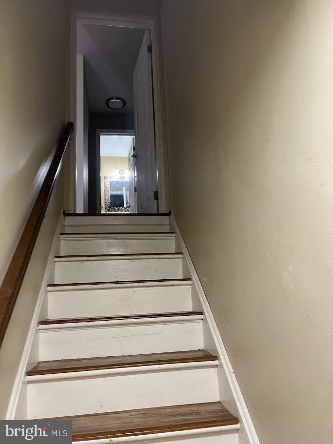 ESSEX PLACE - Residential