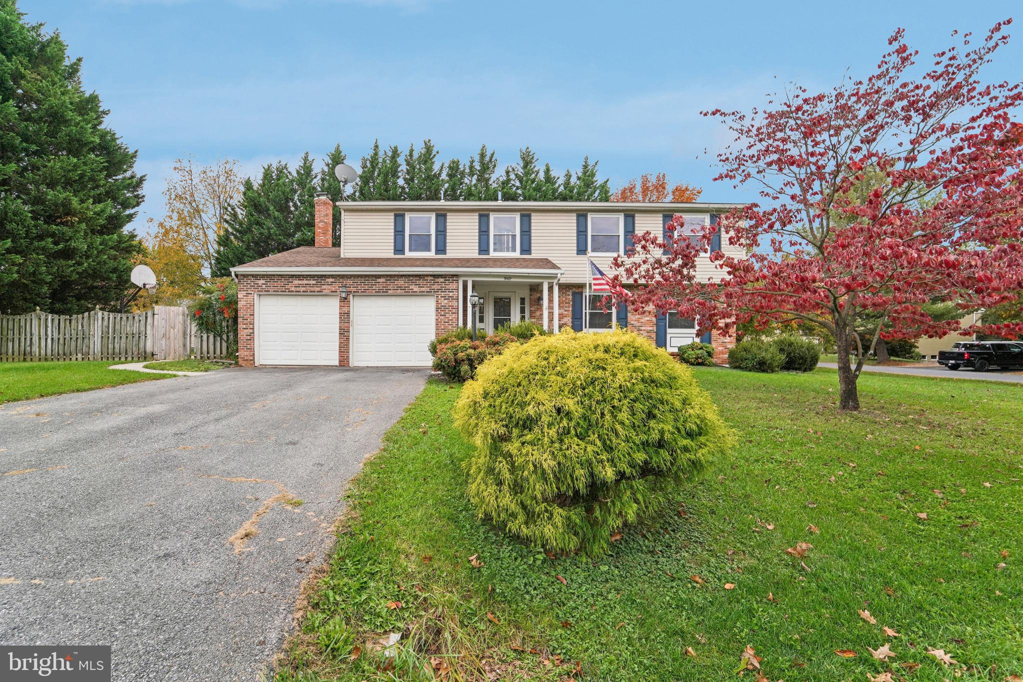 GLADE MANOR - Residential