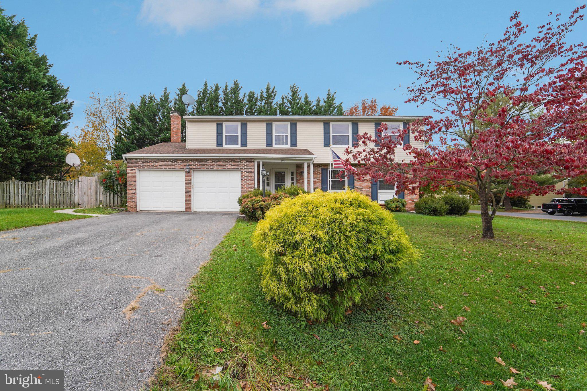 GLADE MANOR - Residential