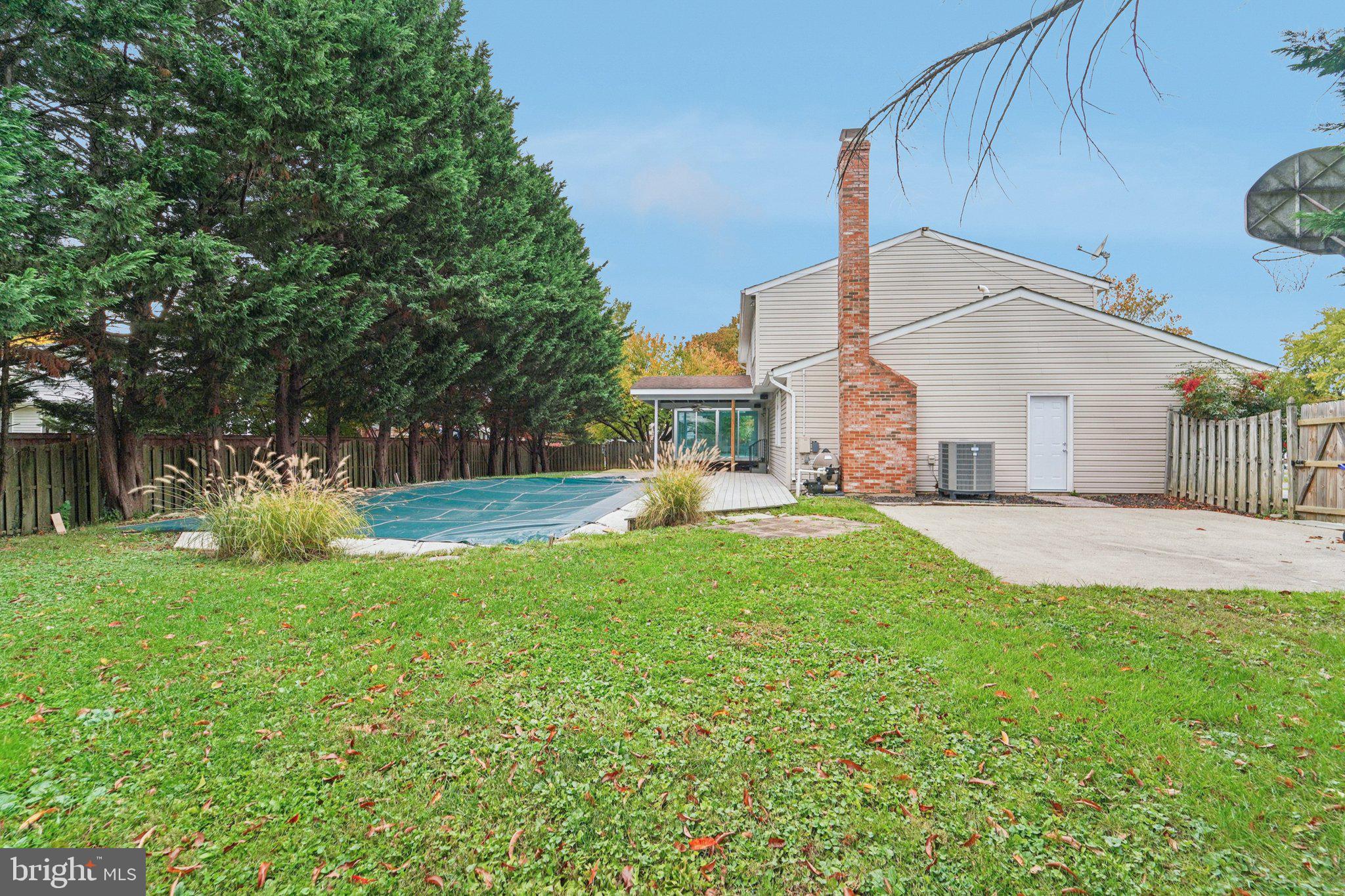 GLADE MANOR - Residential