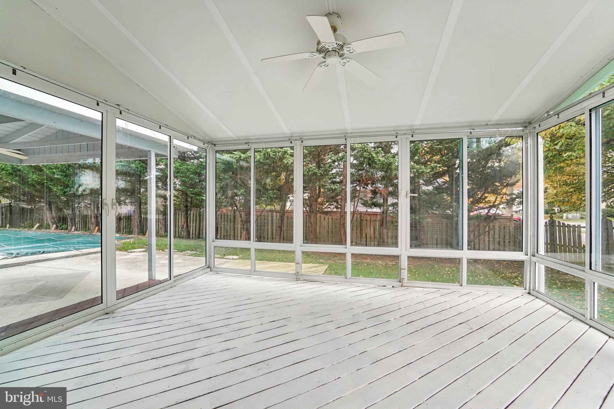 GLADE MANOR - Residential