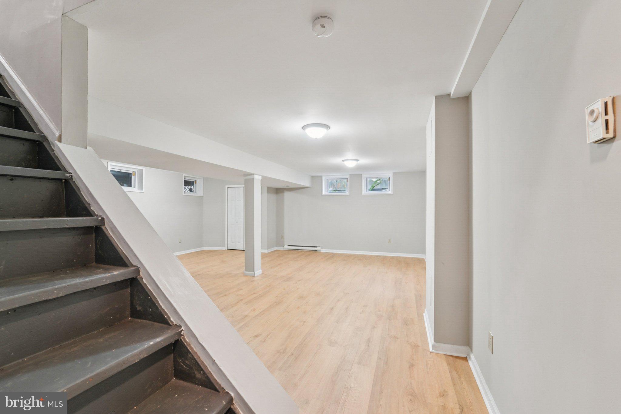 GLADE MANOR - Residential