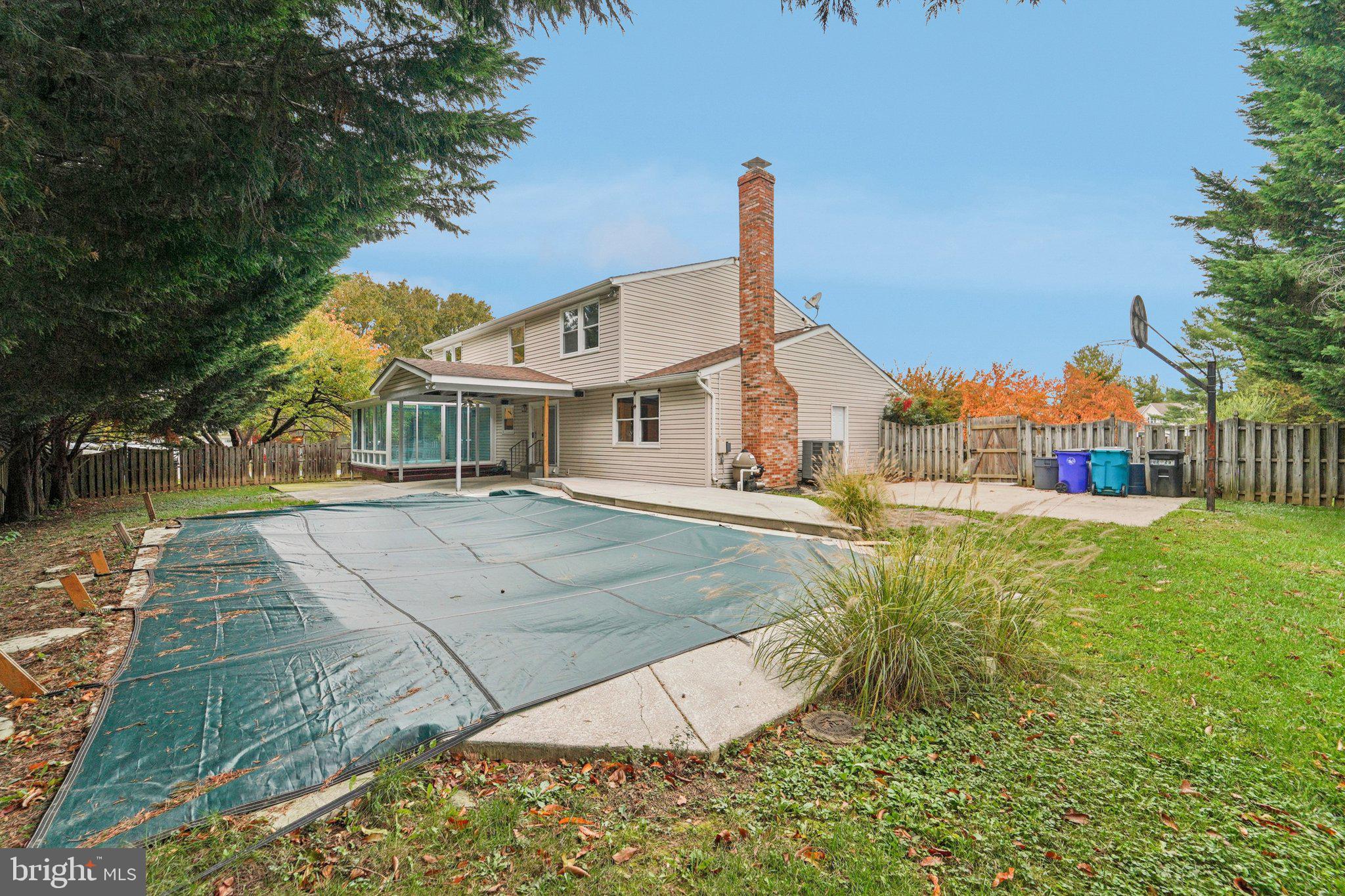 GLADE MANOR - Residential